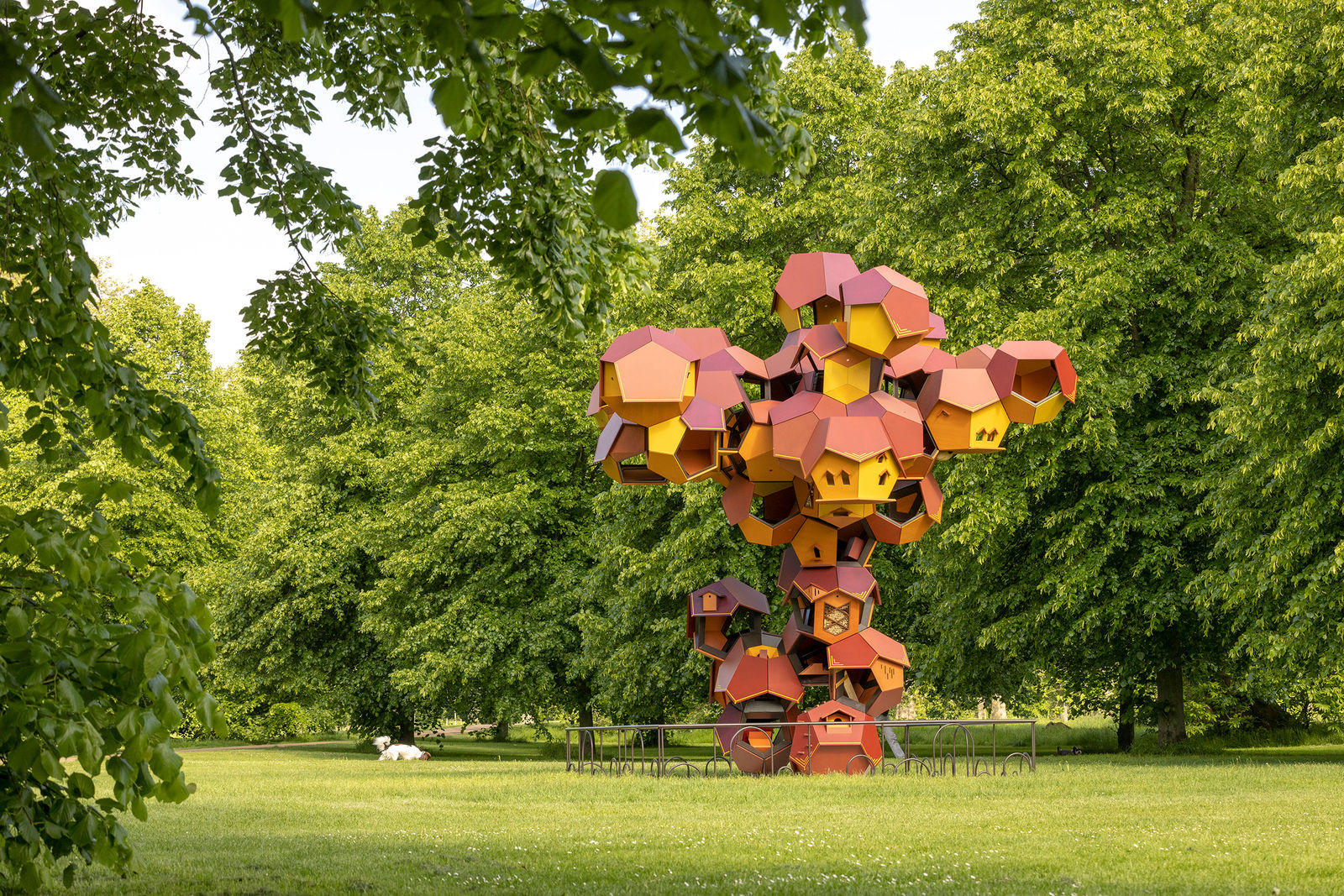 Image of Cloud Cities: Species of spaces and other pieces.