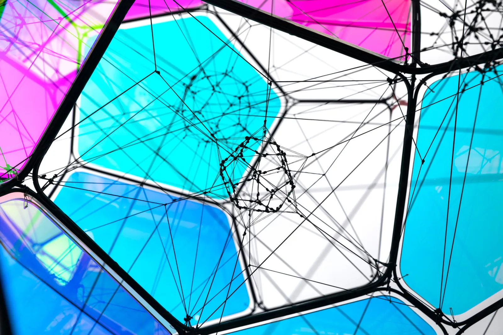 tomas saraceno hanging colorful cloud