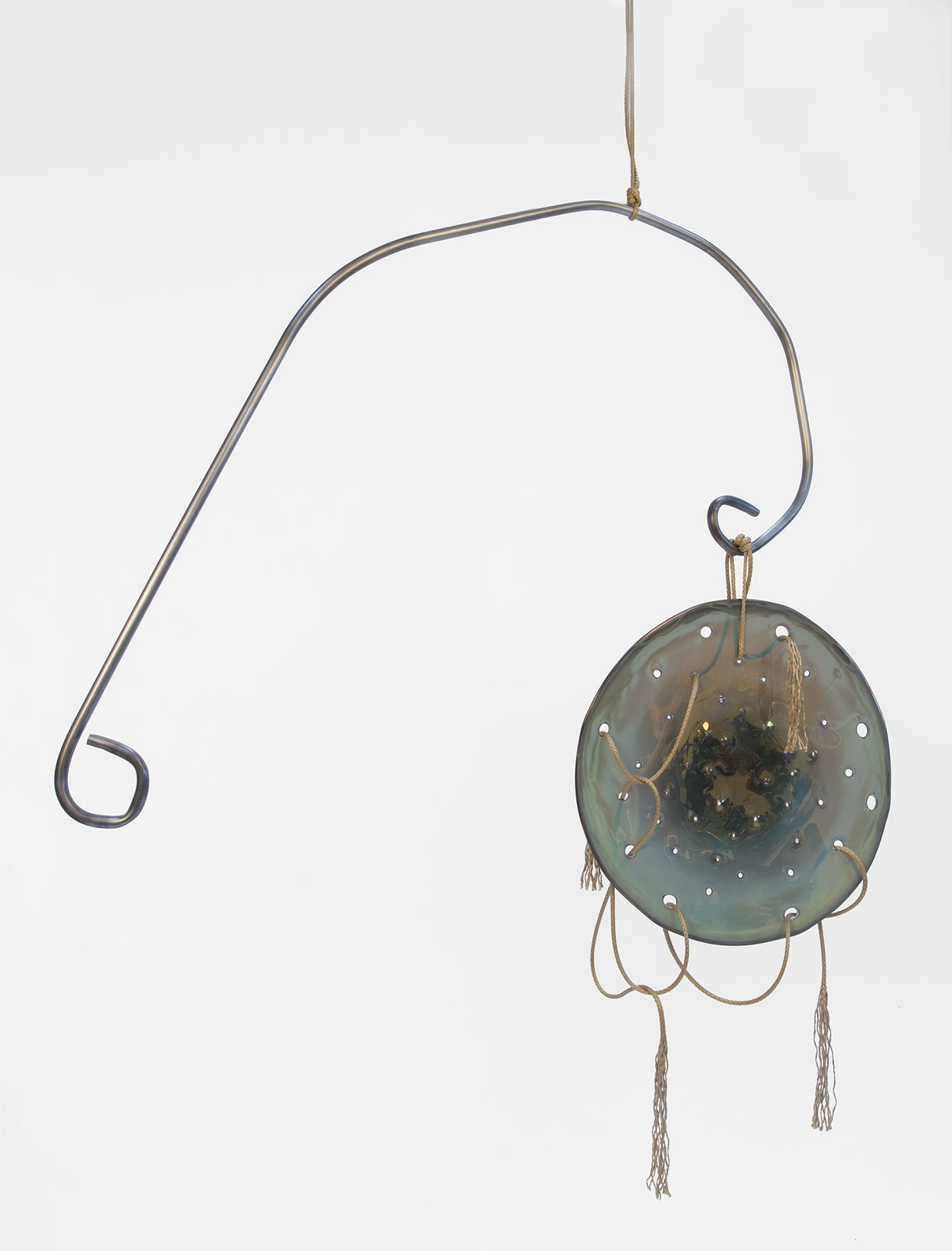 Kelly Akashi, Woven Lens with Apparatus, 2018