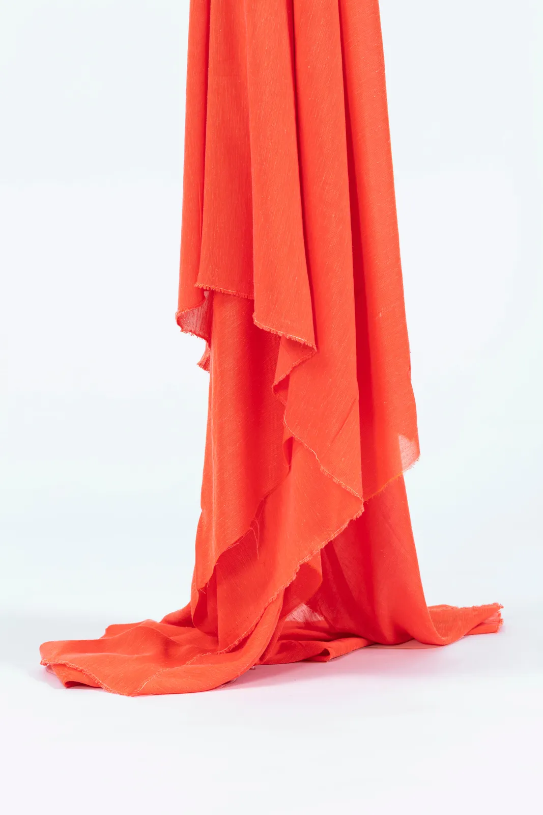 Image of Balé Literal; Foice com vestido à grega.