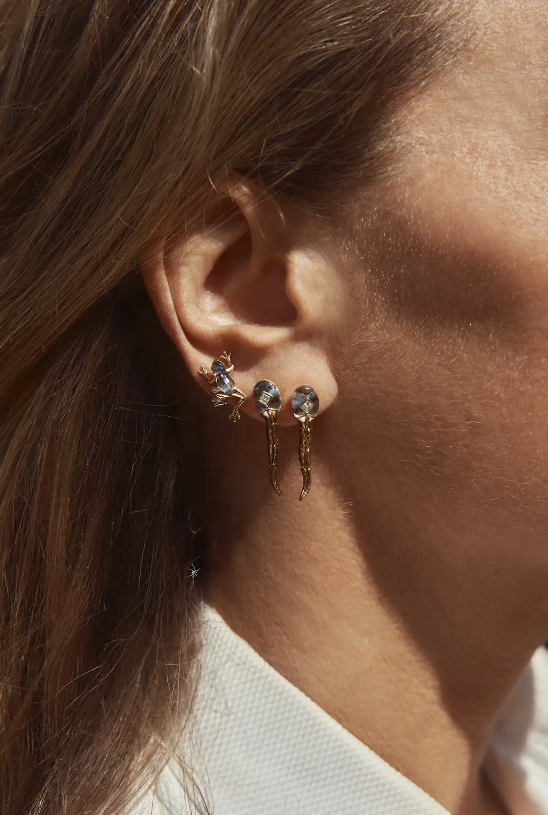 Bibi Van Der Velden, Tadpole earring