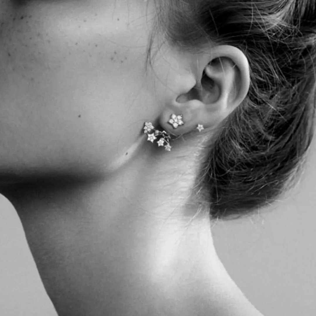 Ole Lynggaard Copenhagen, ONE Large shooting star earring