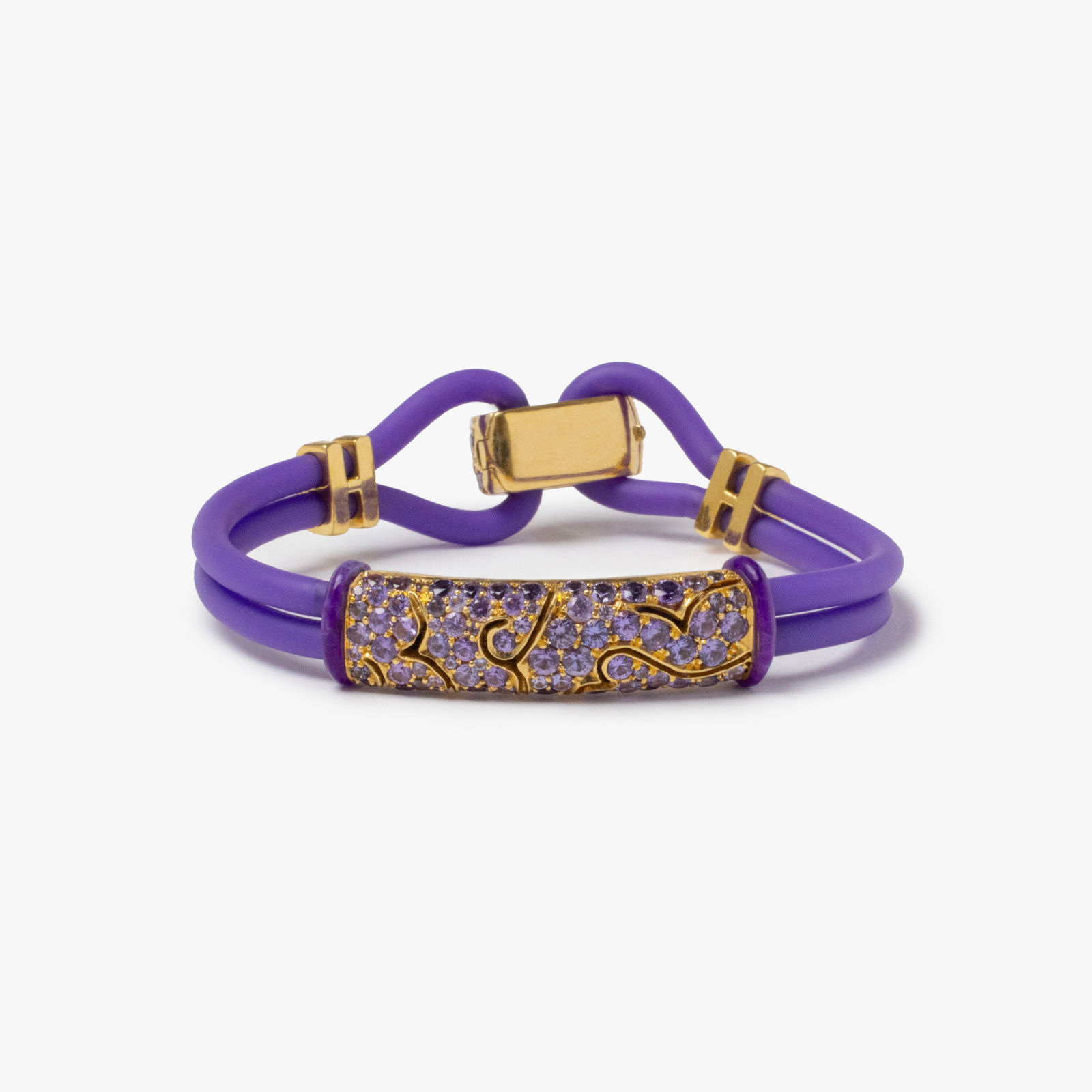 Nicholas Varney, Gemma sugilite bracelet