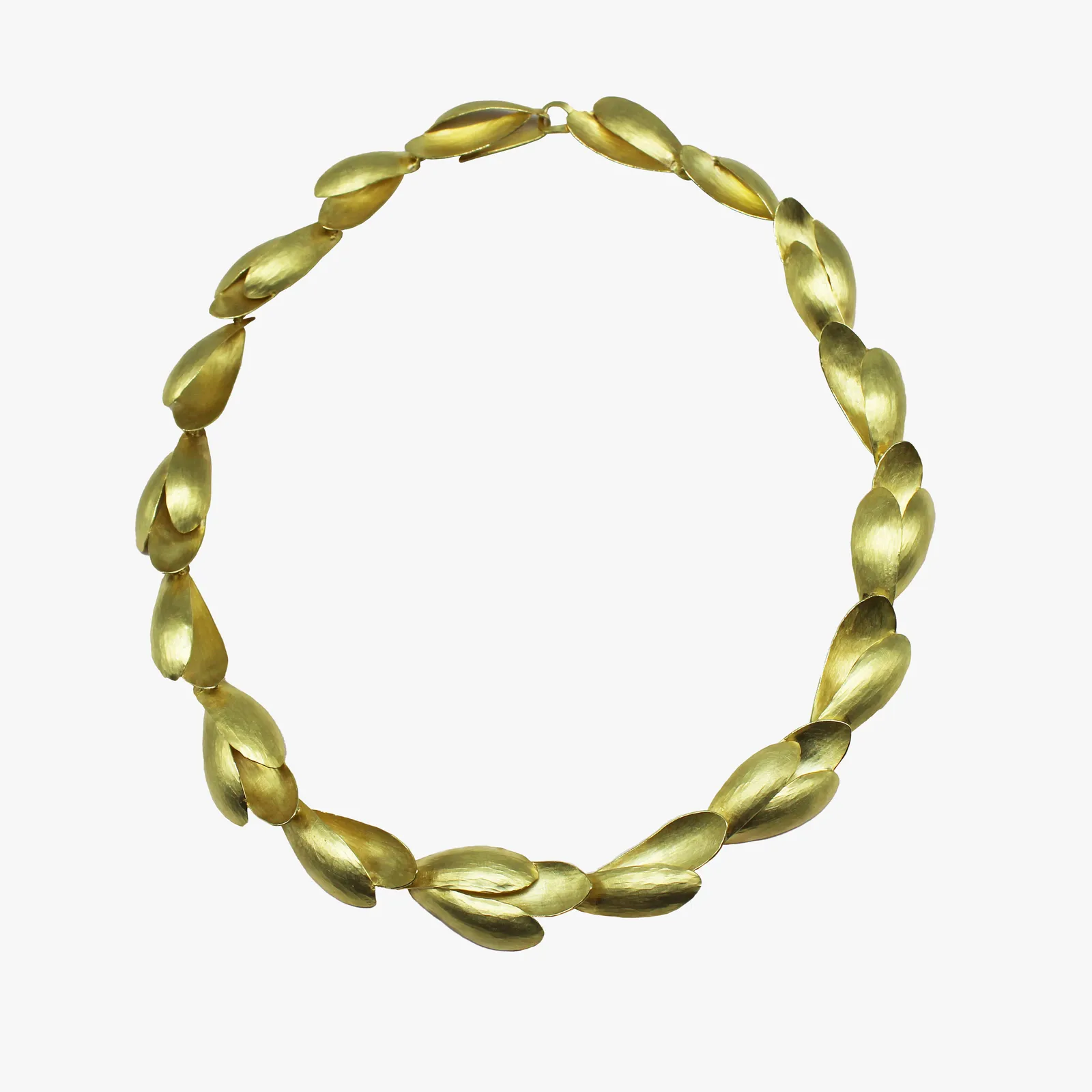 Kayo Saito, Plume necklace