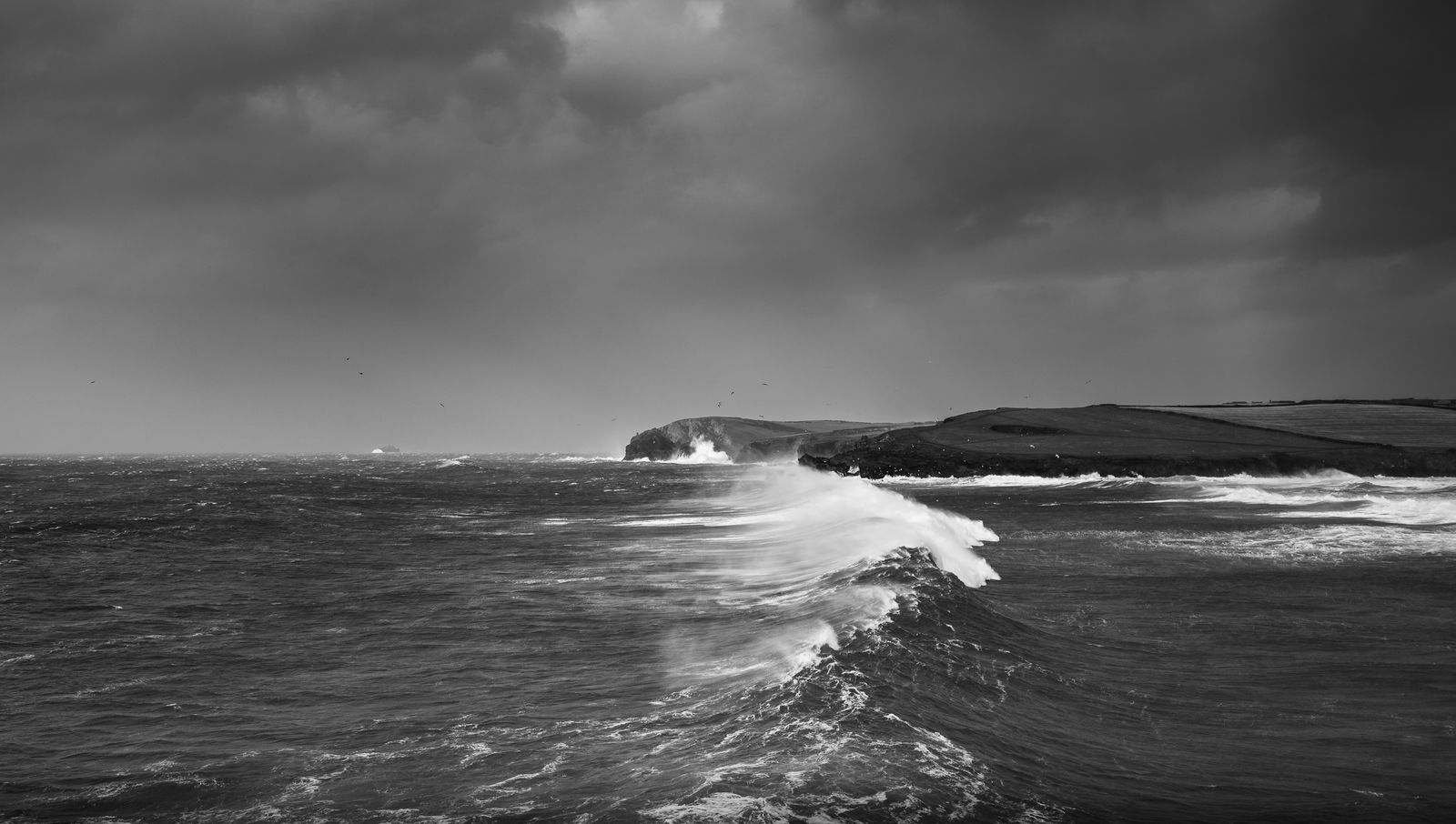 Alexander Sutton, Approaching Storm