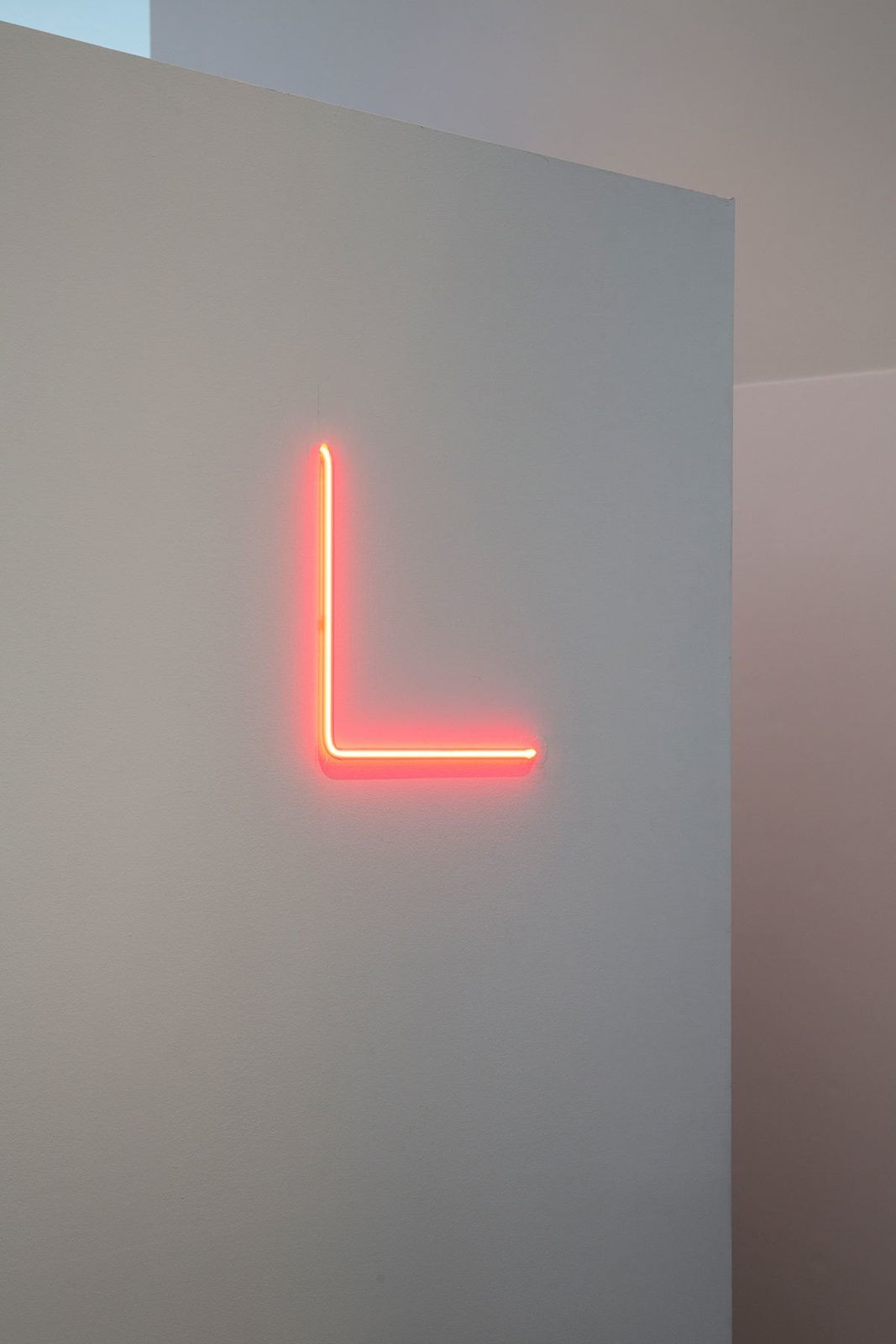 Stephen Antonakos, Small Corner Incomplete Square, 1973