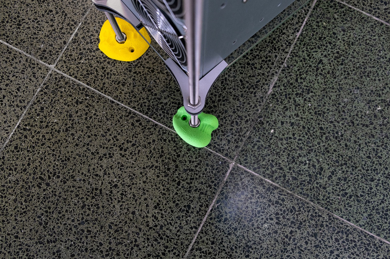 Cem Örgen, Case, Keyboard, Winter, 2021