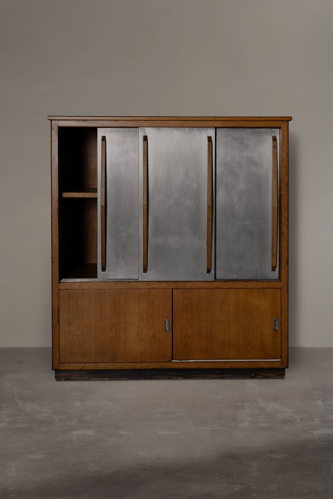 NN, Rare French Collectors Cabinet from the 1950s