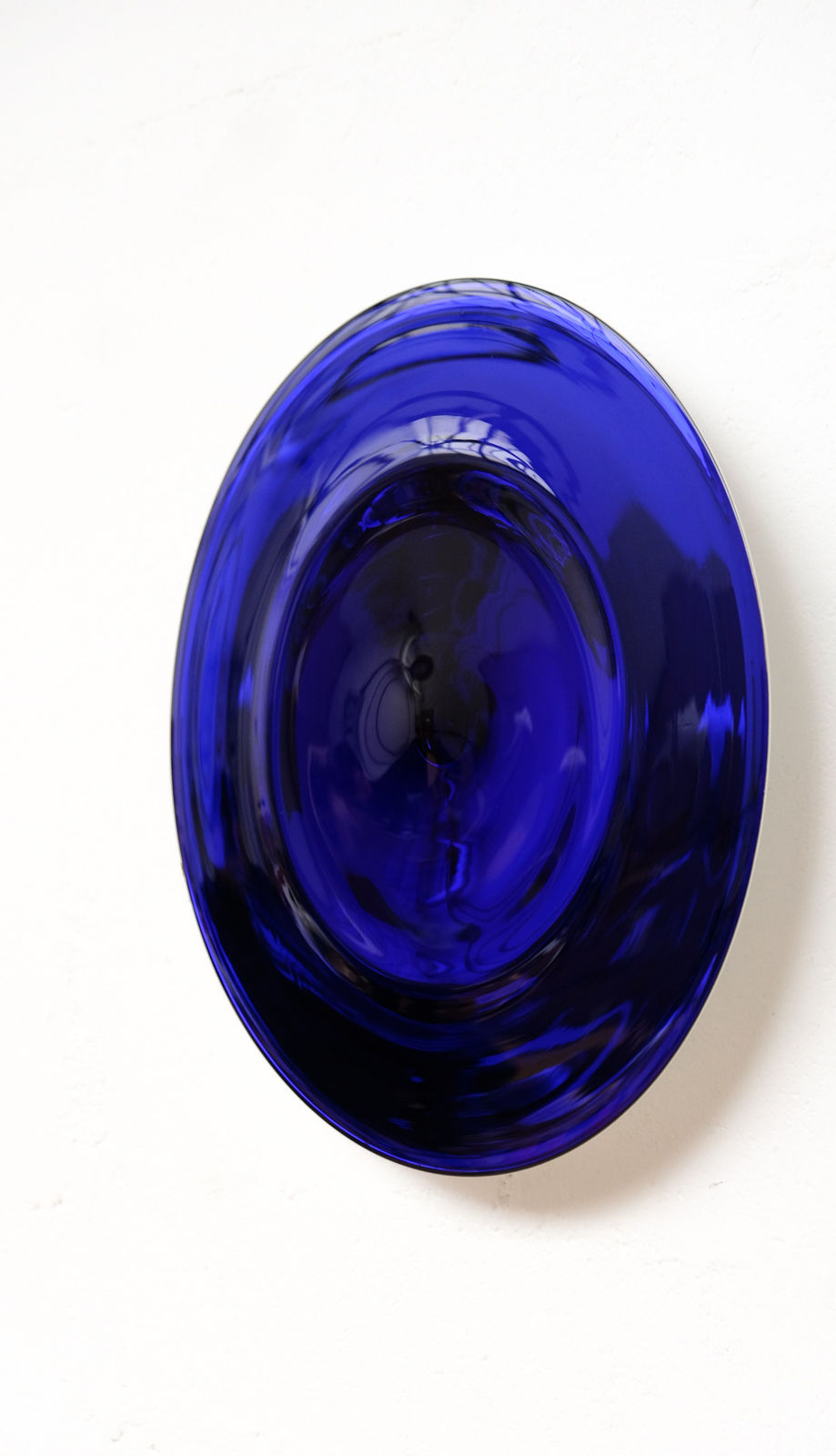 Jeremy Maxwell Wintrebert, Matter Pixel Cobalt G020, 2023