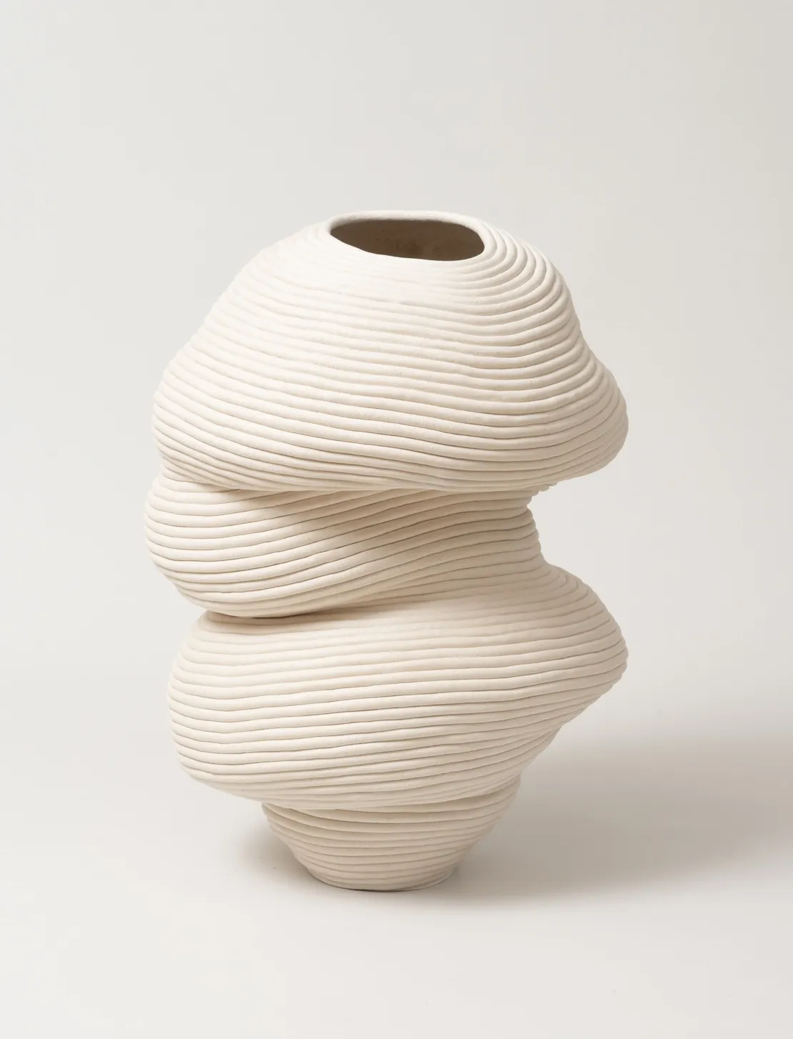 Zhu Ohmu, Pirouettes (held breath) iv, 2026, 2025