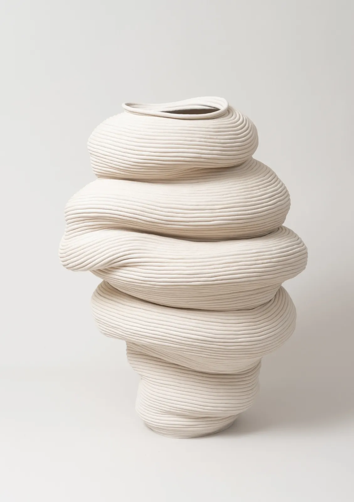 Zhu Ohmu, Pirouettes (held breath) iii, 2026