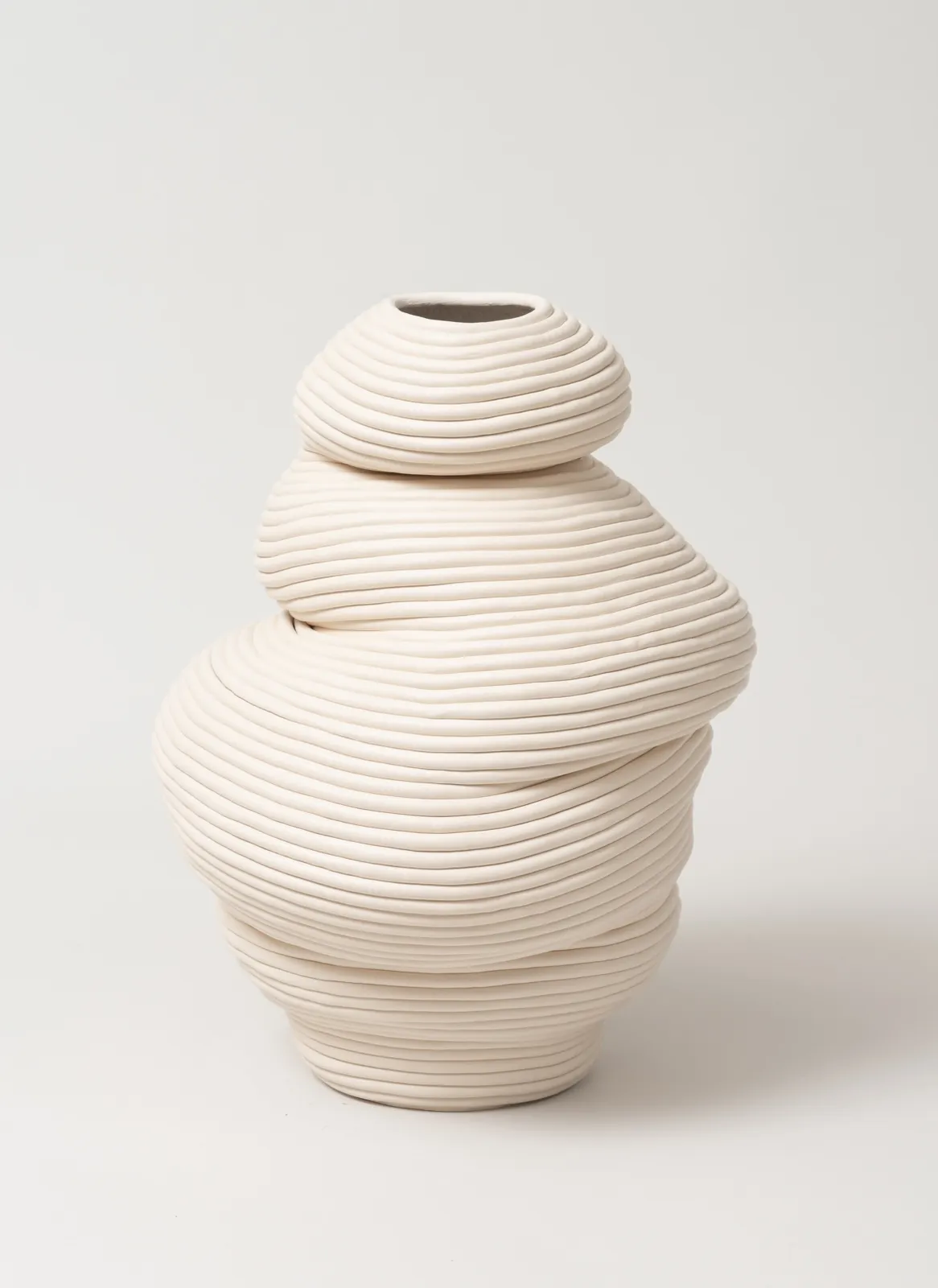 Zhu Ohmu, Pirouettes (held breath) I, 2026