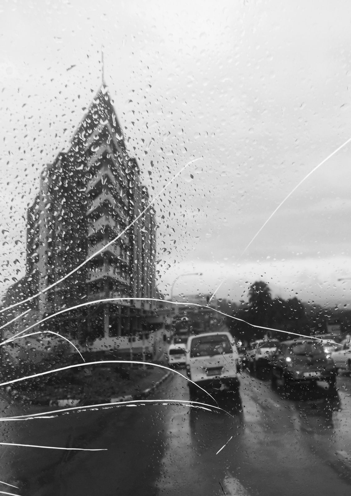 Nonzuzo Gxekwa, Cracked Window, 2019