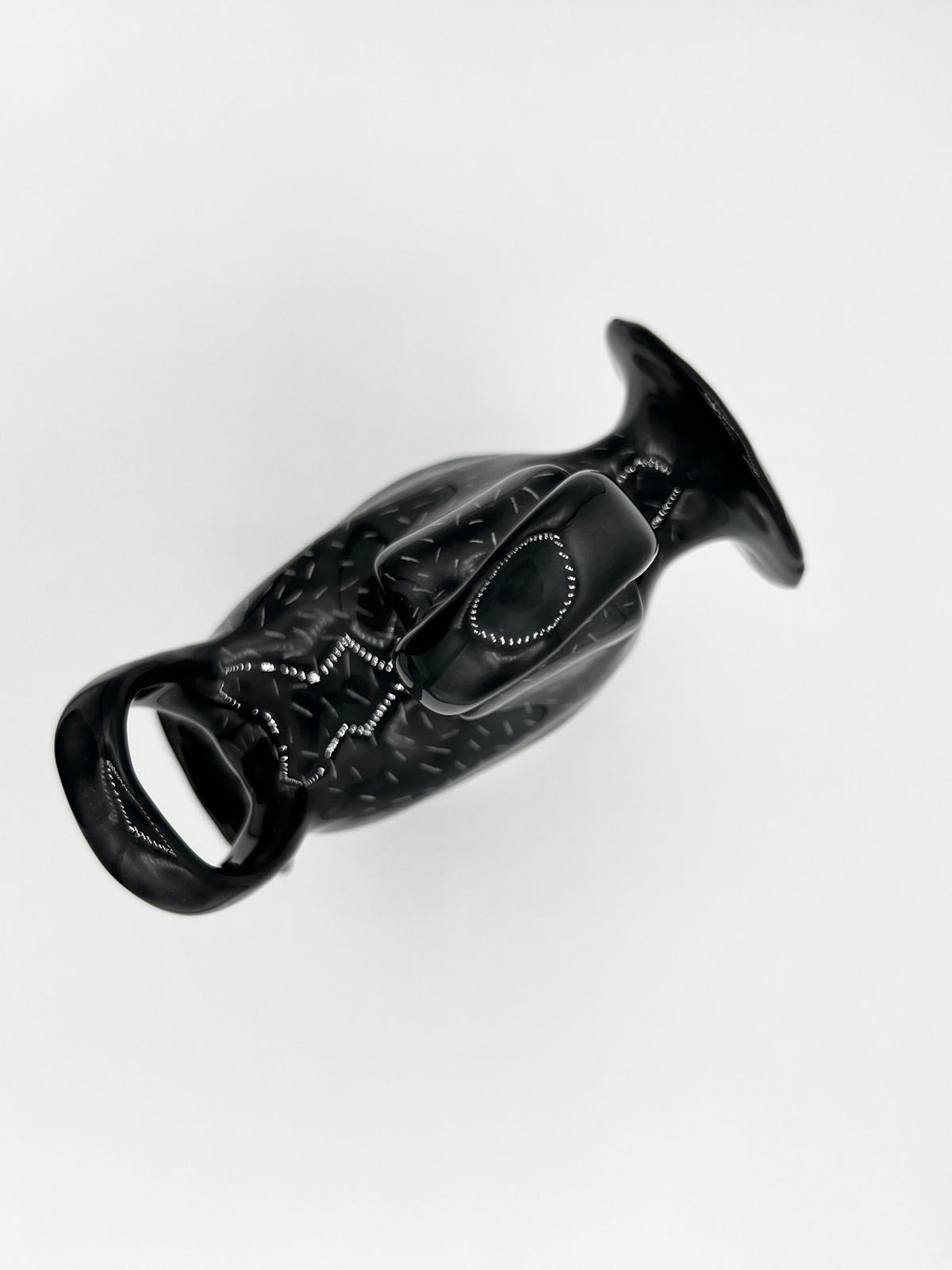 Elsa Mora, HOW THE LIGHT GETS IN, 2023