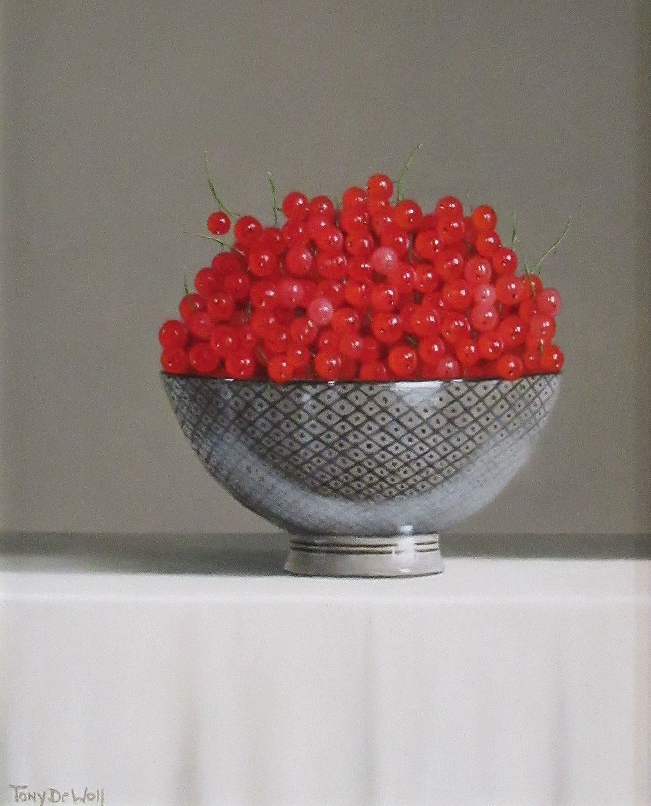Tony de Wolf, Redcurrants in a Bowl