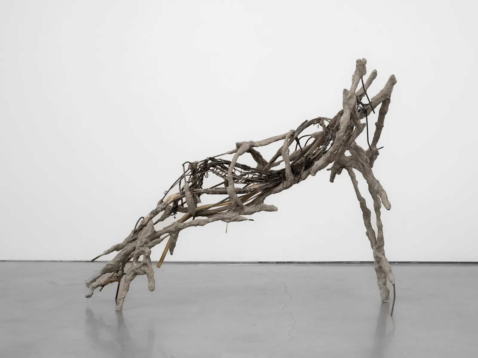 Mire Lee (b. 1988), Look, I'm a fountain of filth raving mad with love; tunnel sculpture I, 2022