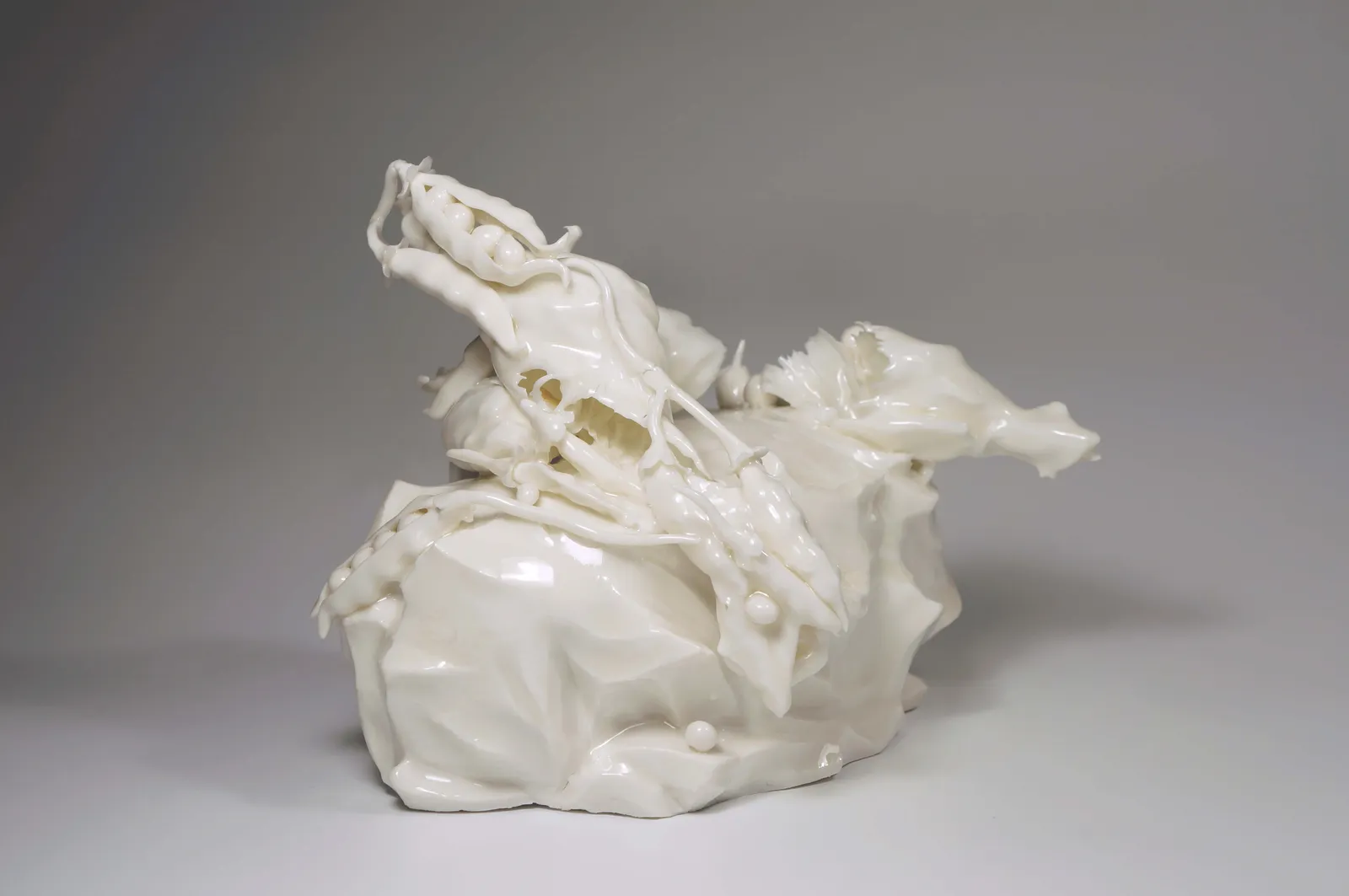 Lucille Lewin, Secret Life of a Pea No.3, 2019