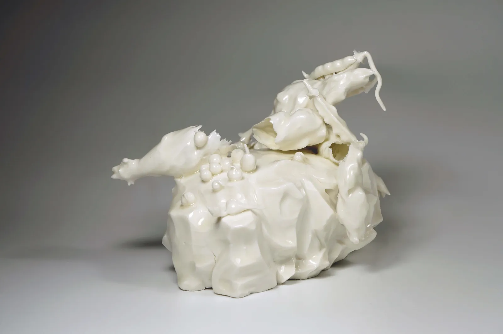 Lucille Lewin, Secret Life of a Pea No.3, 2019