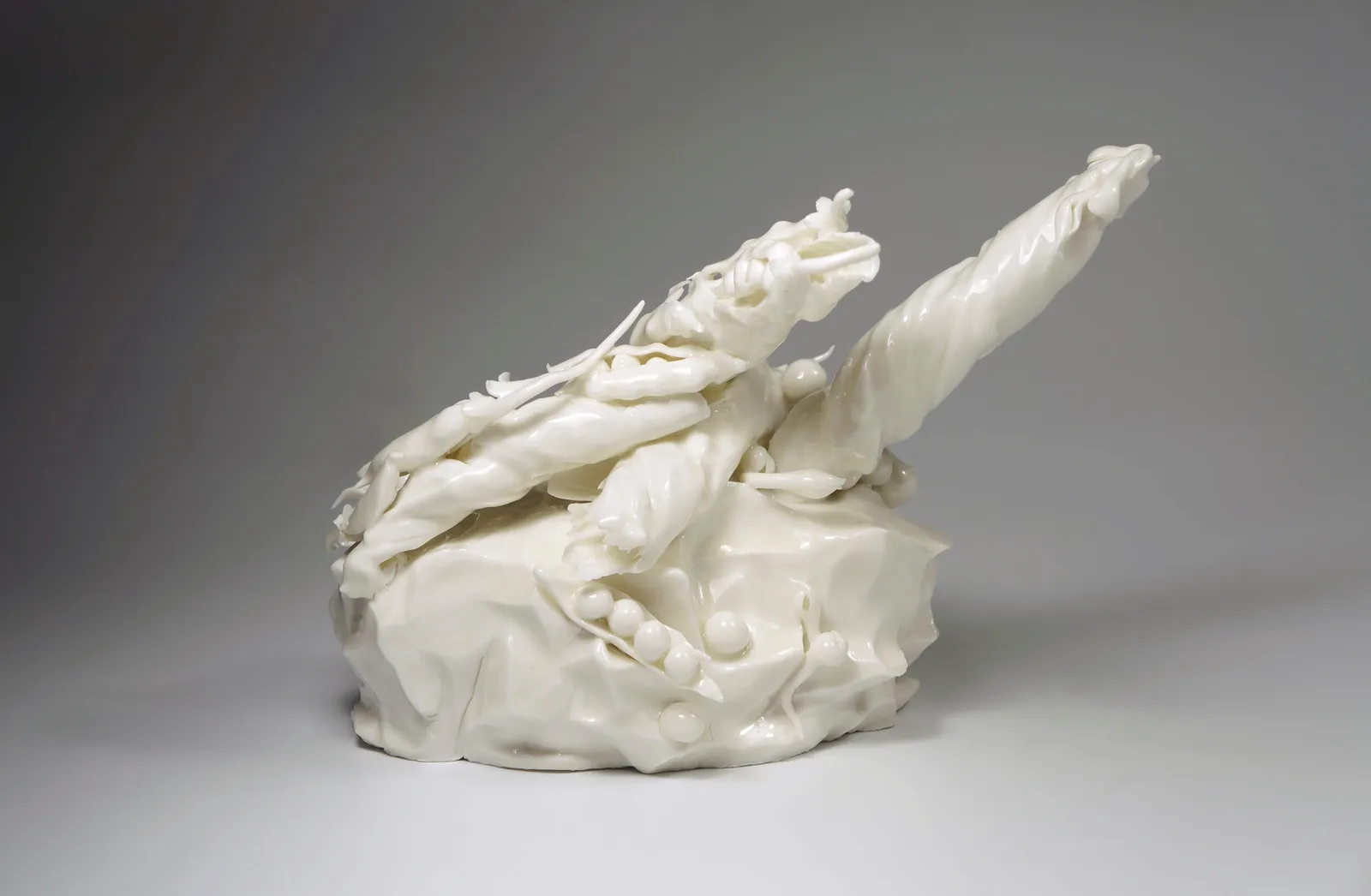 Lucille Lewin, Secret Life of a Pea No.3, 2019