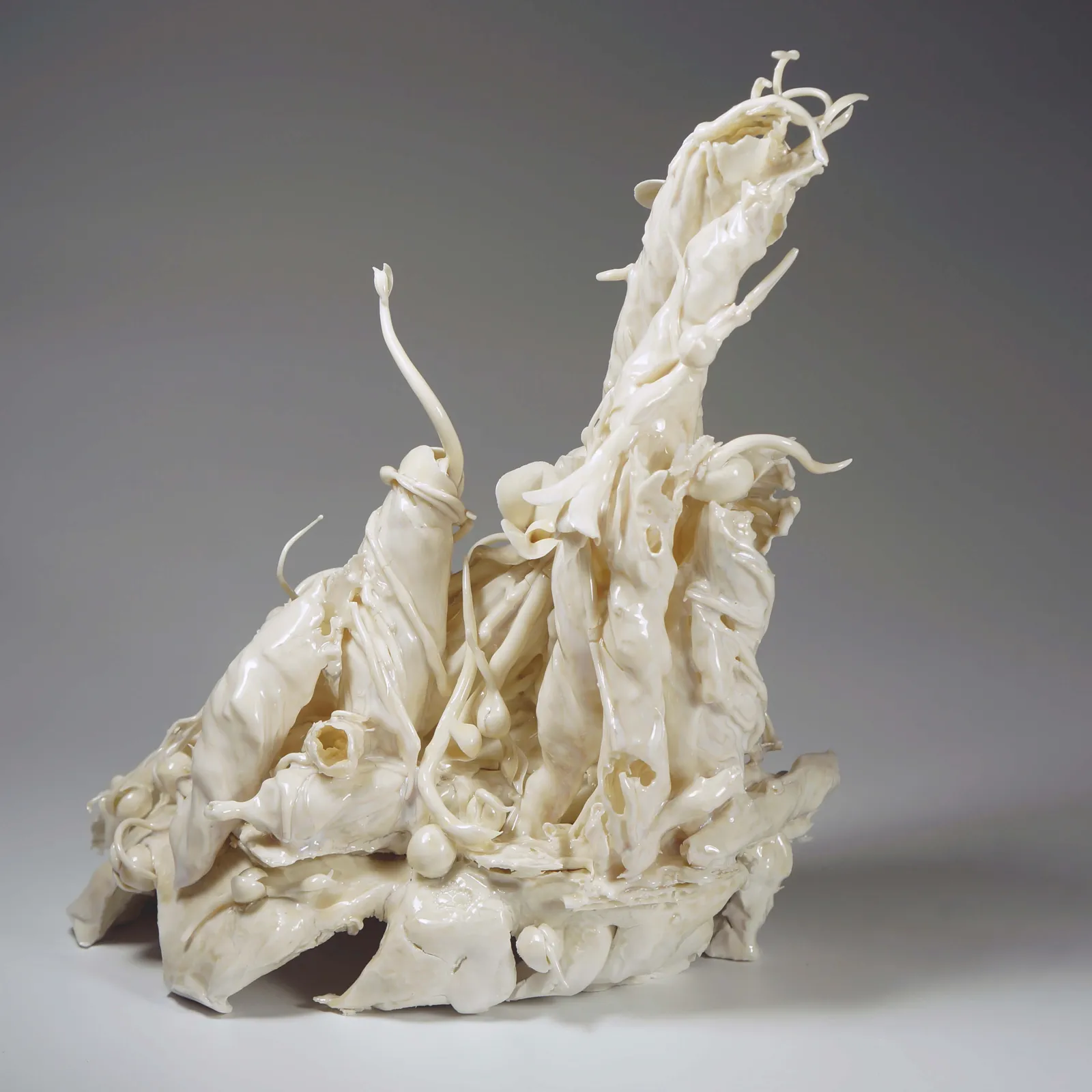 Lucille Lewin, Secret Life of a Pea No.6, 2019