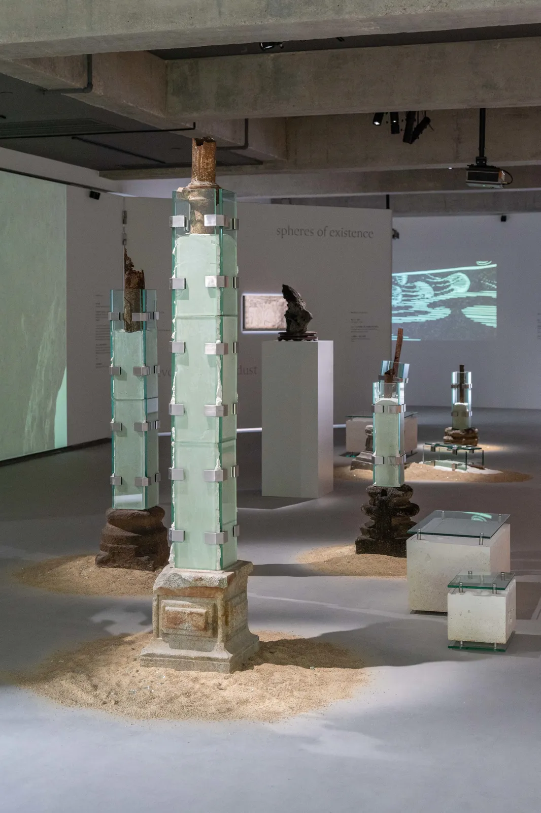 朱樂庭 Natalie CHU Lok Ting, 再造頹垣：丘城 Replica of Ruins: Deserted City, 2024–2025