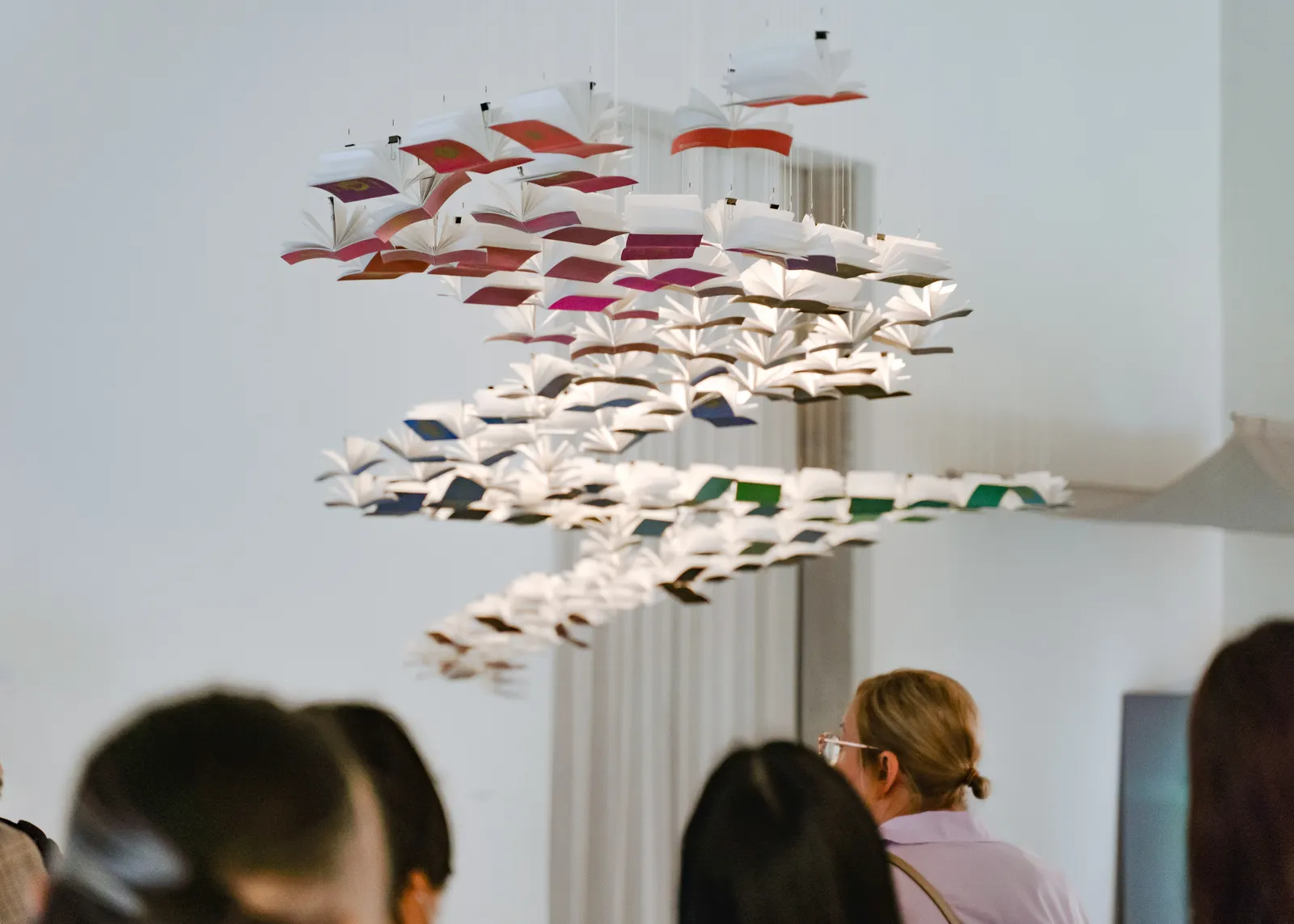 Tintin WULIA, (Re)Collection of Togetherness