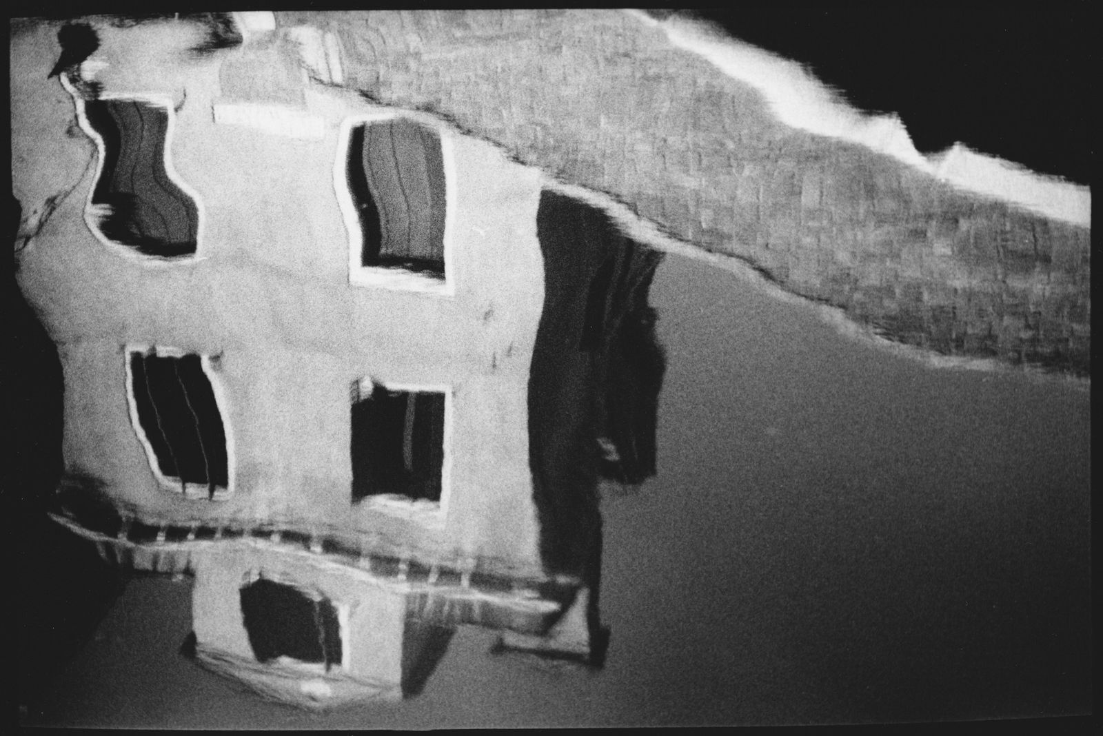 Giacomo Brunelli, Untitled #19 (Building Reflection), 2021