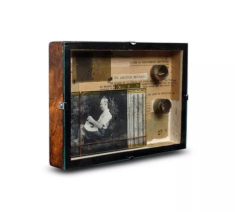 claire newman-williams British celebrity headshot photographer produce photbox assembly original vintage artwor