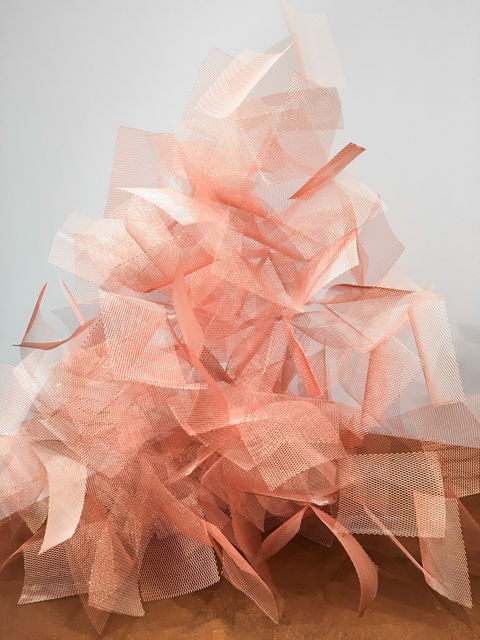 Alice Anderson, Minimal Gestures, 2016