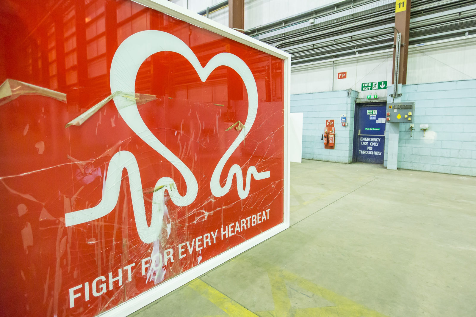 Kevin Harman, Smashed Windows, 2017