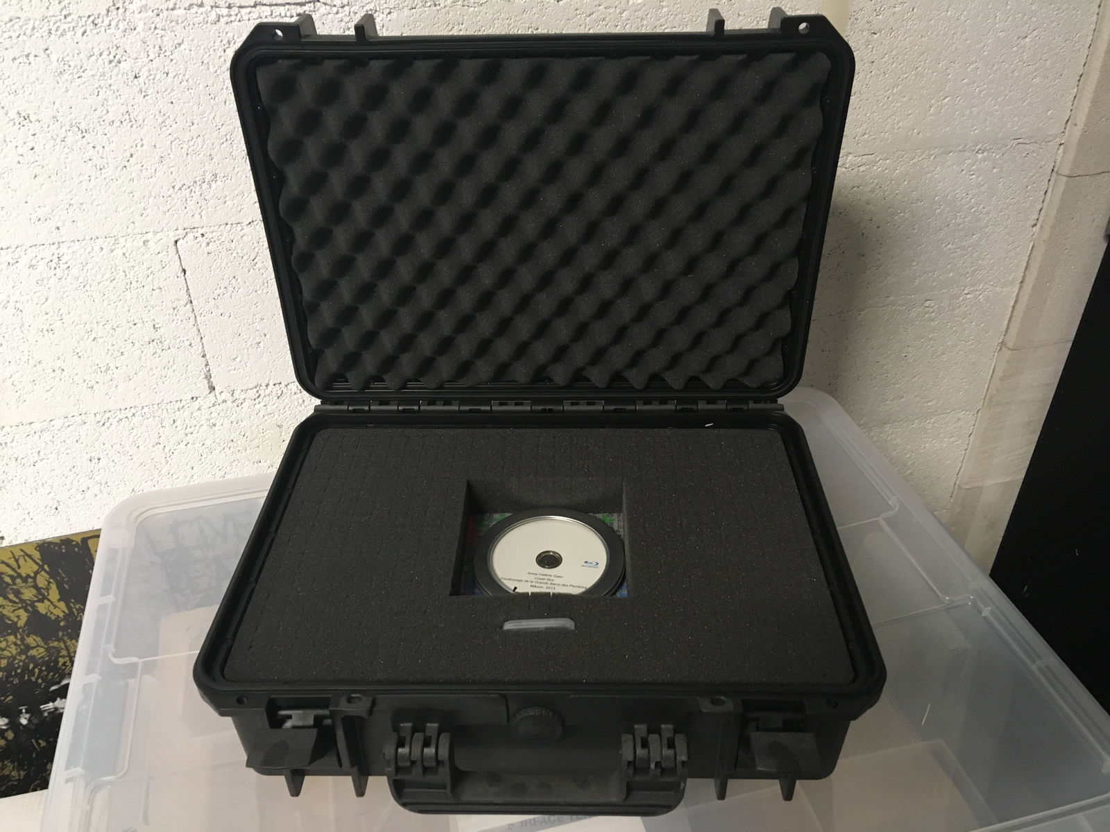 Anne-Valérie Gasc, Crash Box - Perrières - Macon - Ed 1/3Ex, 2013