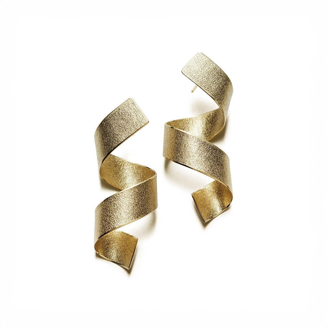 ute decker, man ray spirals, 2022