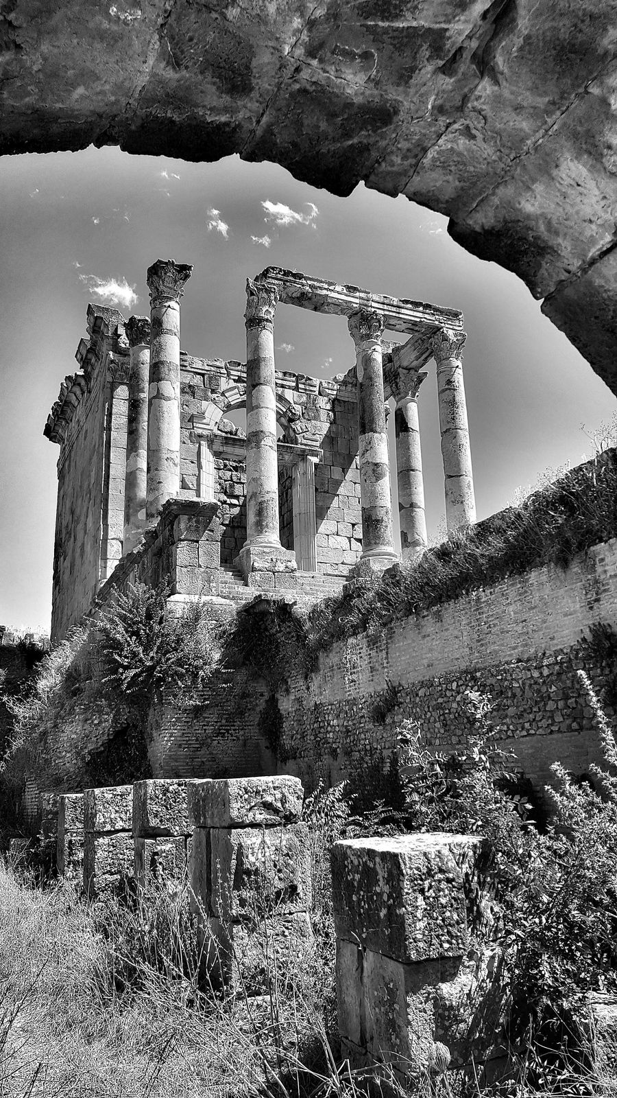 William Dalrymple, The Temple of Gens Septimia – The family temple of Septimus Sevens.