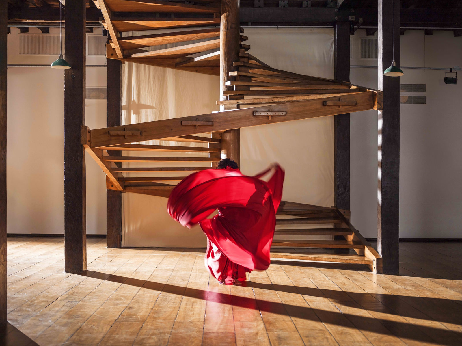 Isaac Julien, O que é um museu? / What is a Museum? (Lina Bo Bardi - A Marvellous Entanglement), 2019