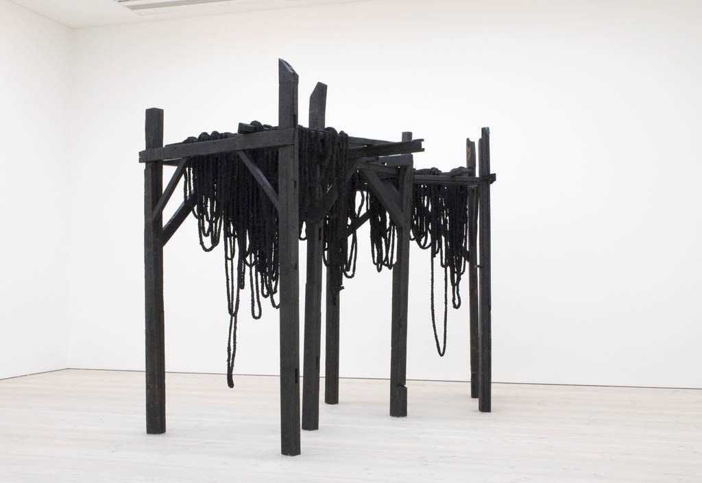 Nika Neelova, Scaffold Today, Monument Tomorrow..., 2011