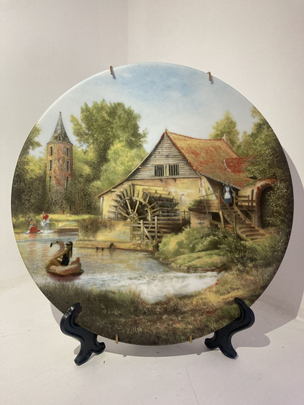 Haus of Lucy, Pink Flamingos