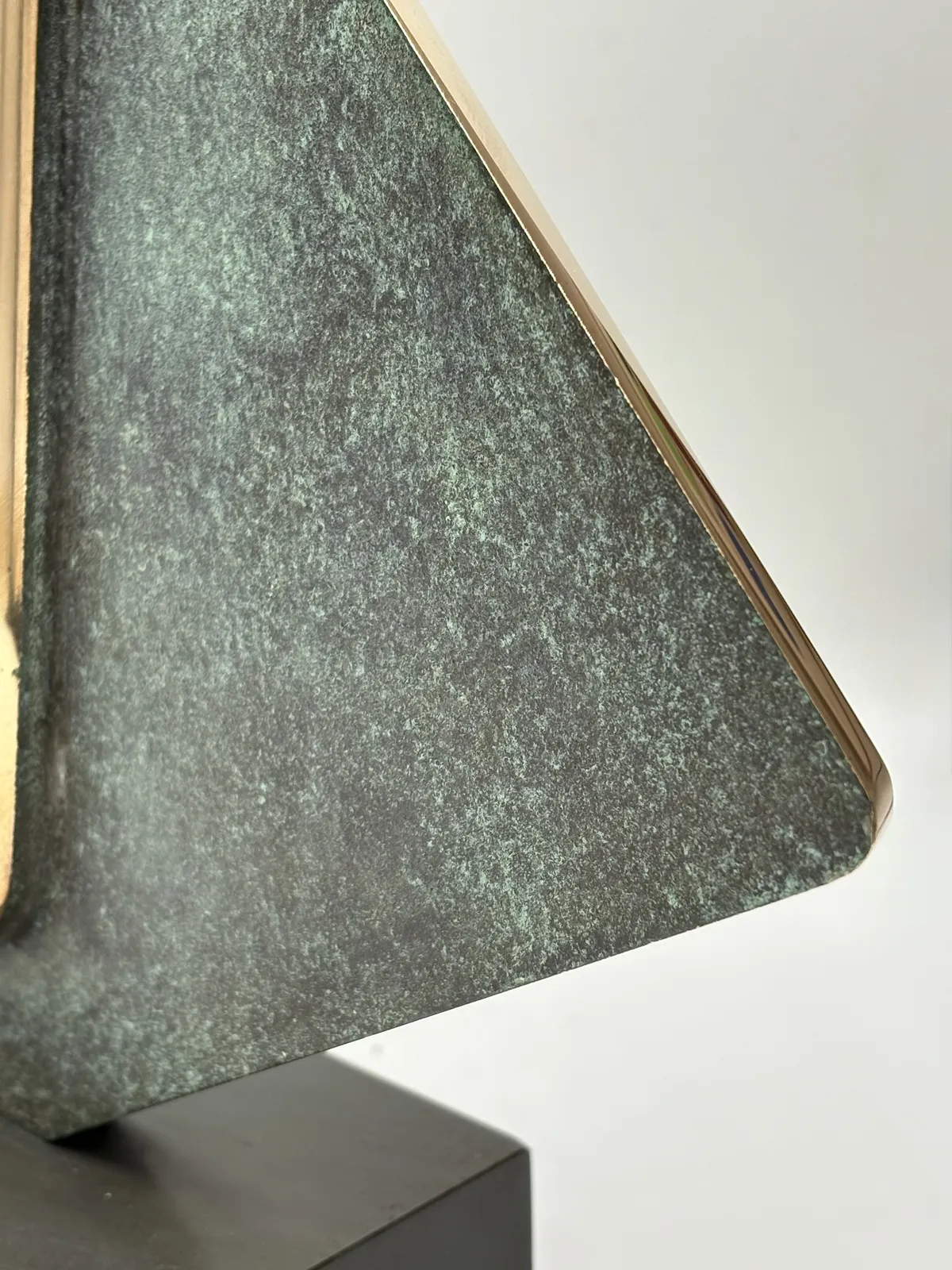 Denis Mitchell, Pelyn, 1983