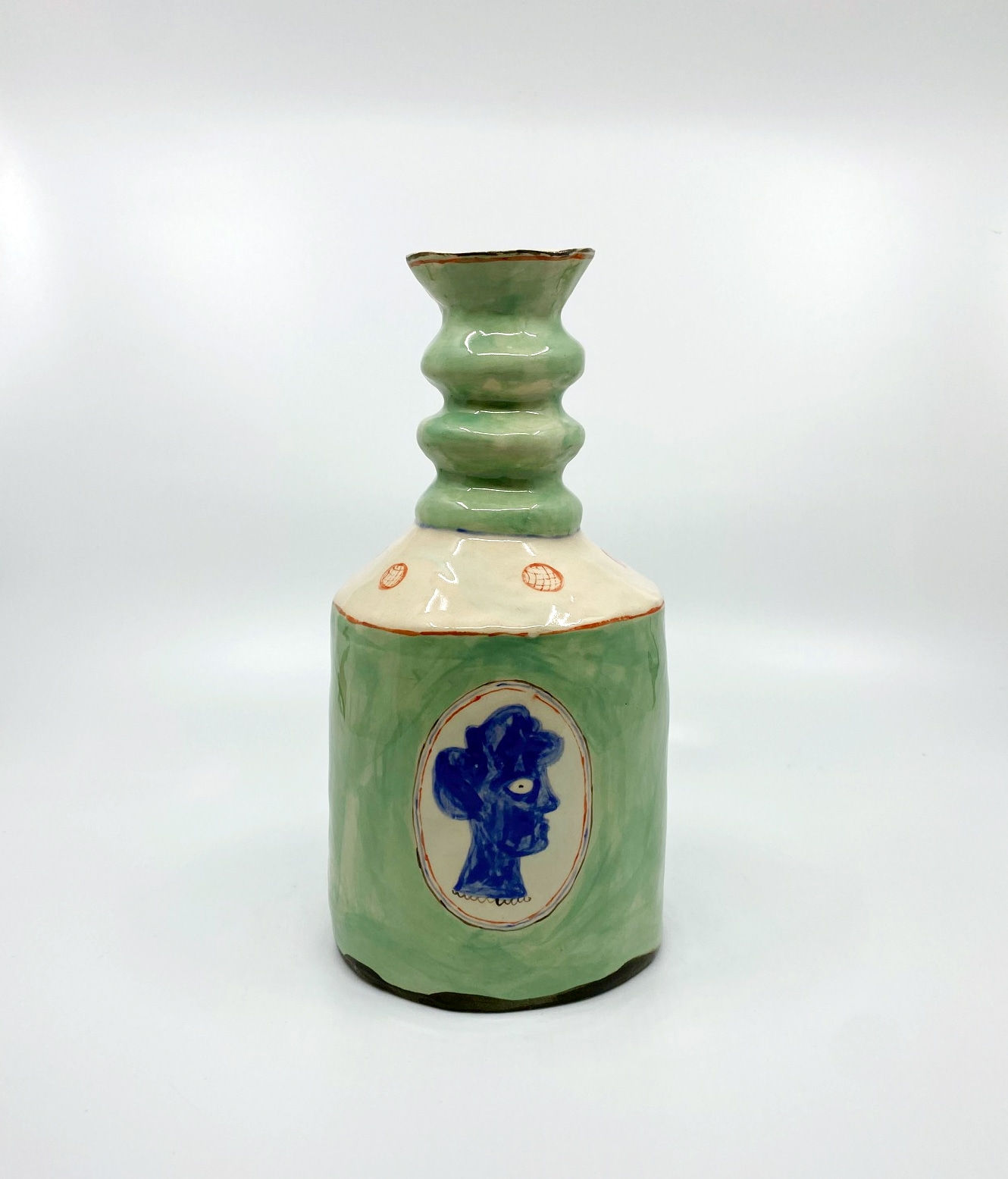 Claudia Rankin, Cameos Vase, 2022