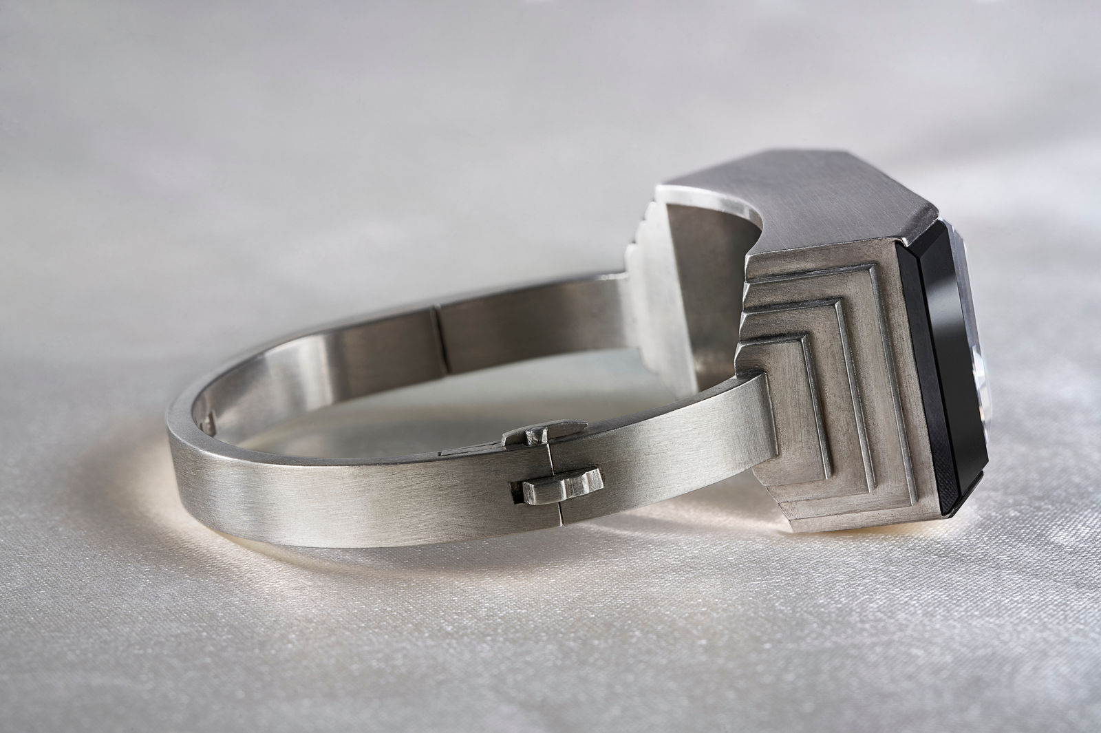 Wiwen Nilsson, Bracelet