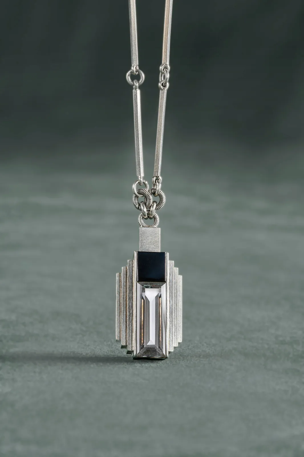 Wiwen Nilsson, Necklace