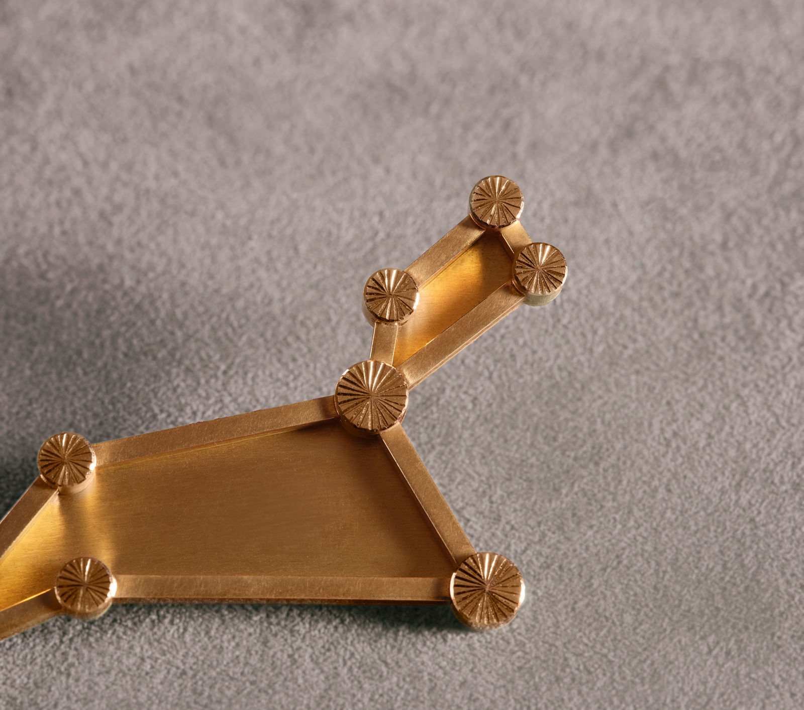 Wiwen Nilsson, Brooch