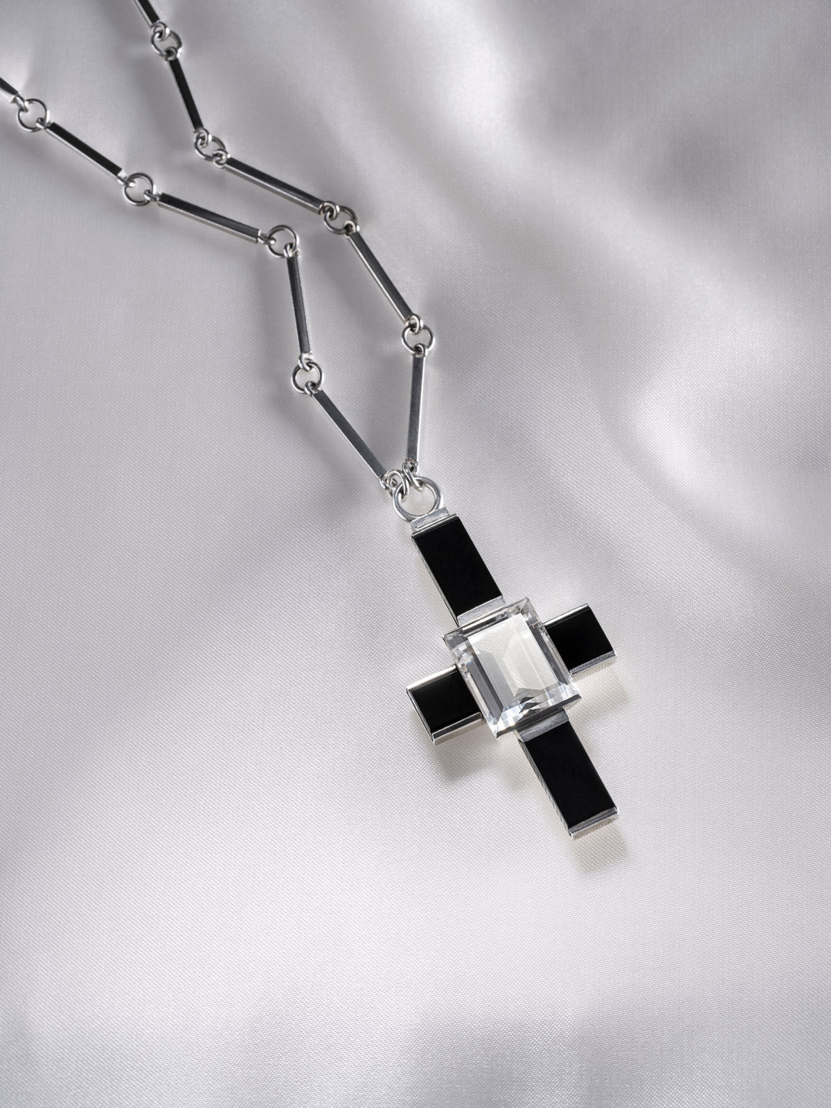 Wiwen Nilsson, Necklace