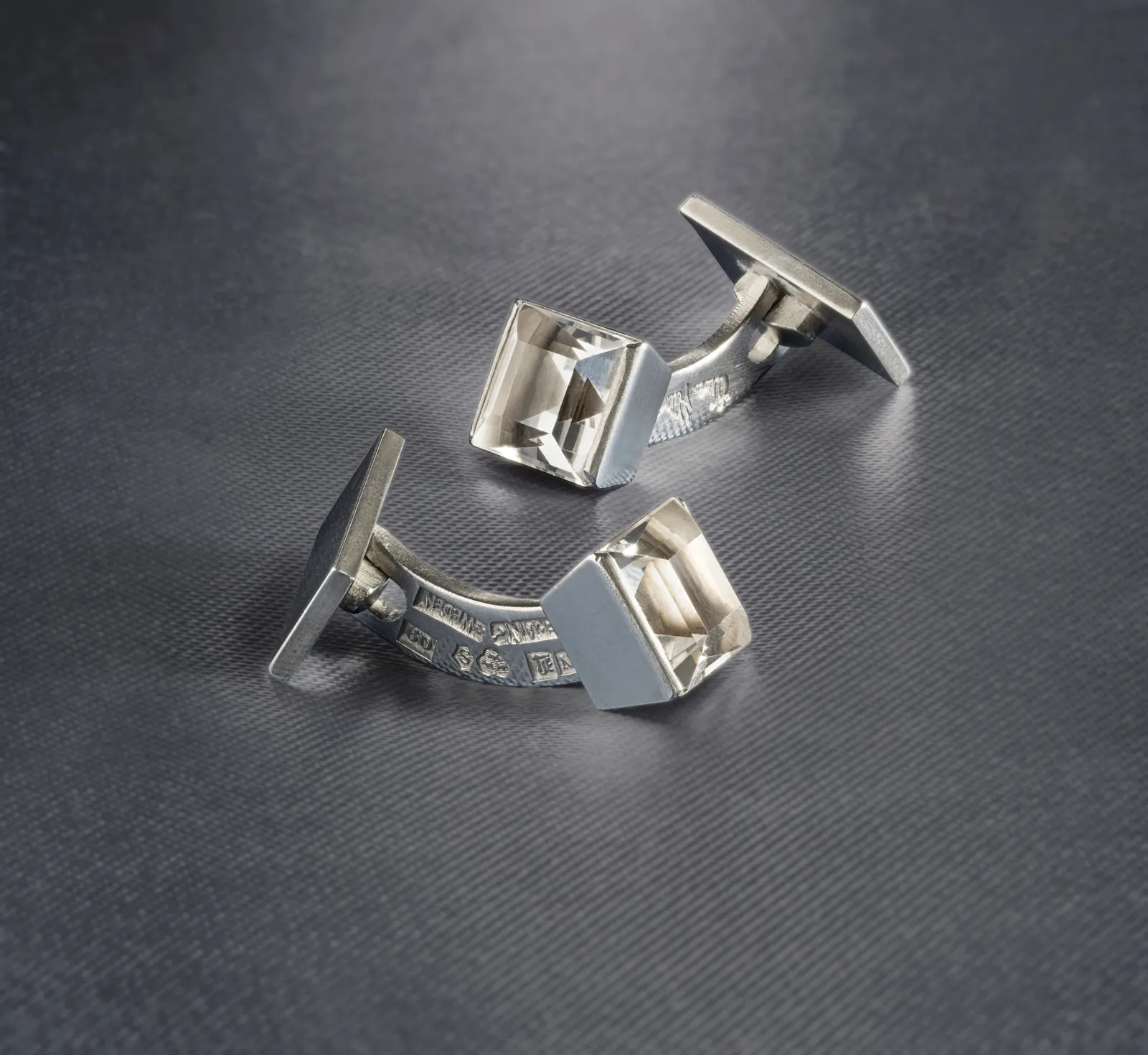 Wiwen Nilsson, Cufflinks