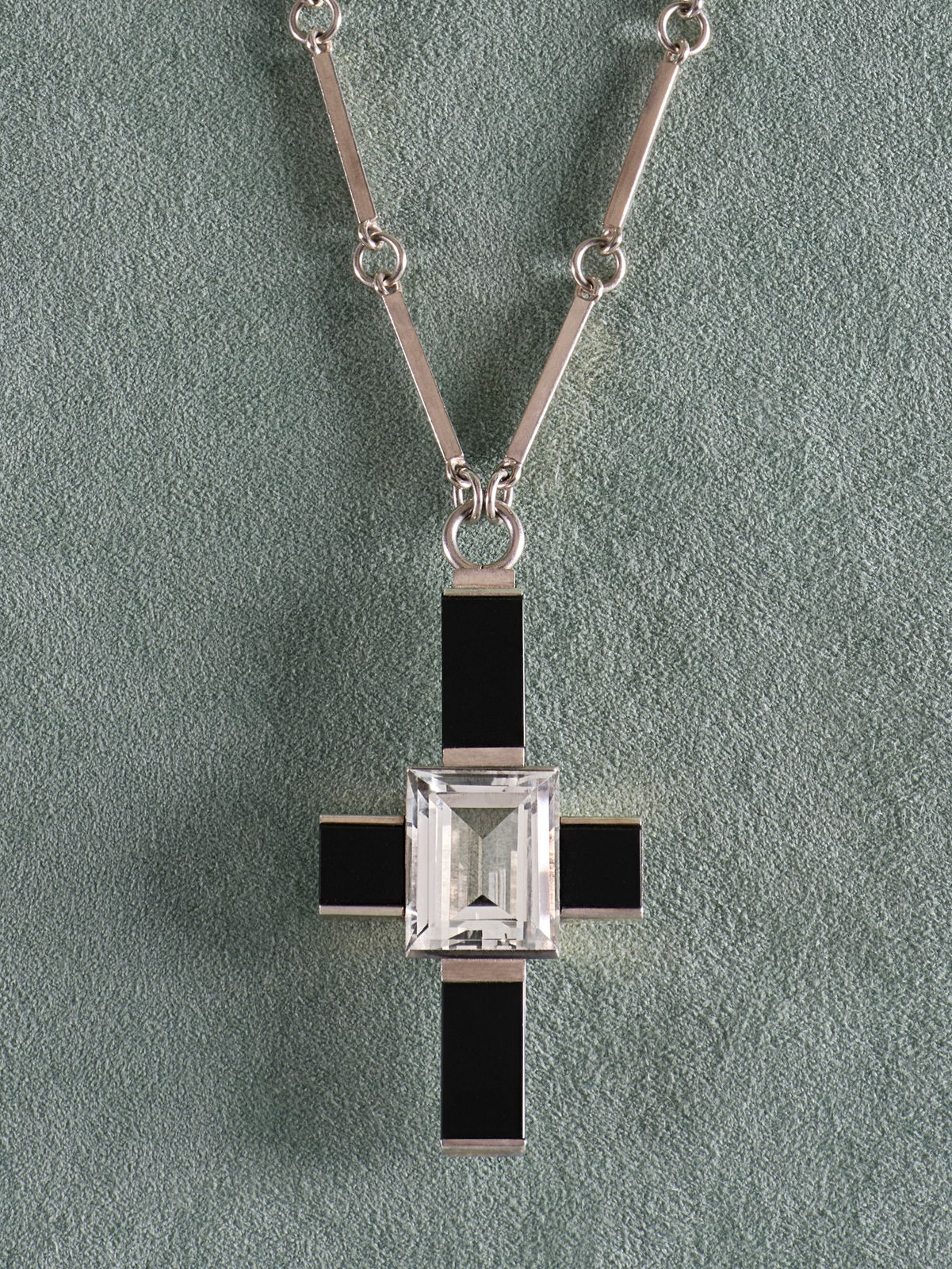 Wiwen Nilsson, Necklace