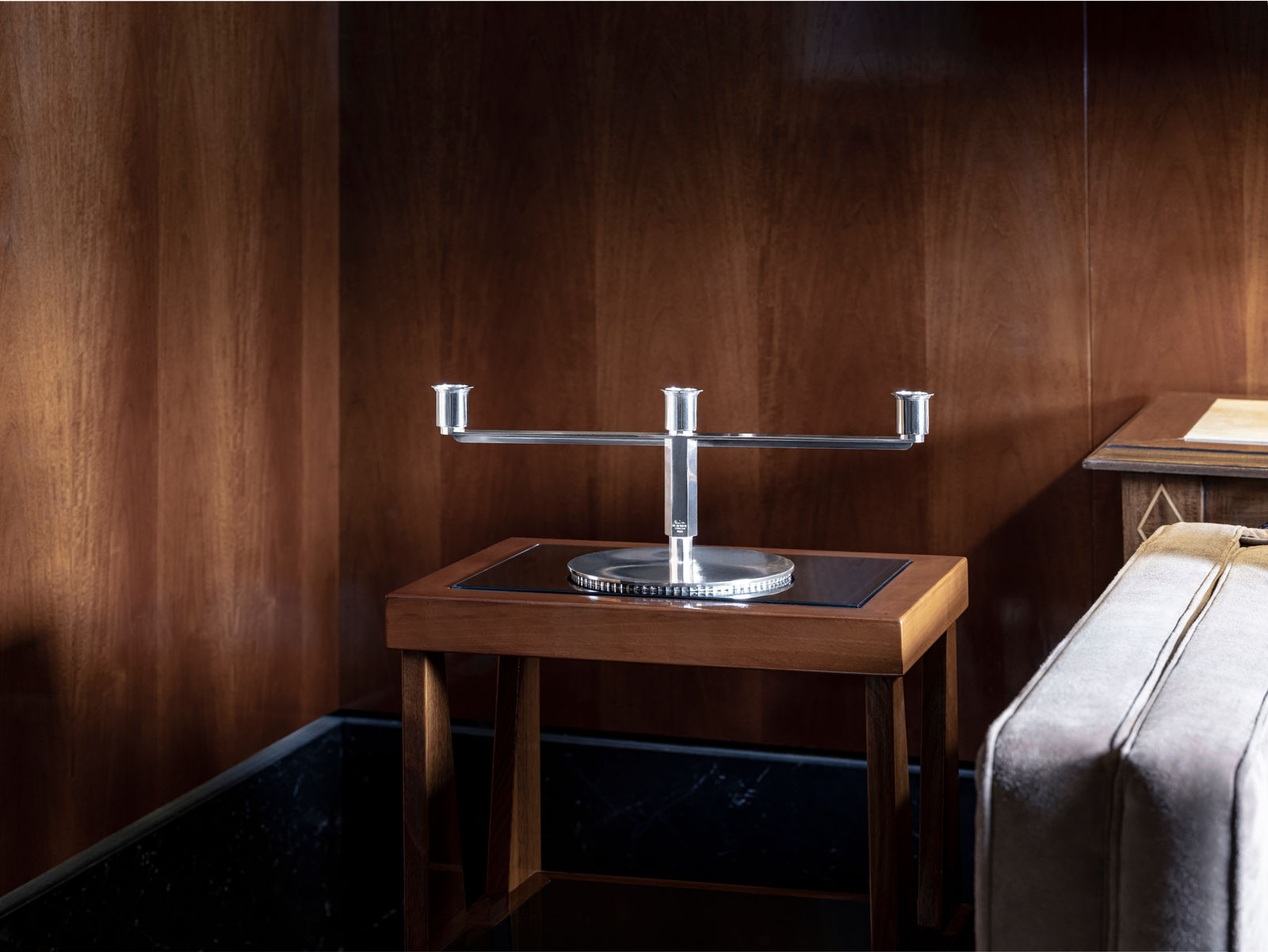 Wiwen Nilsson, Candlesticks