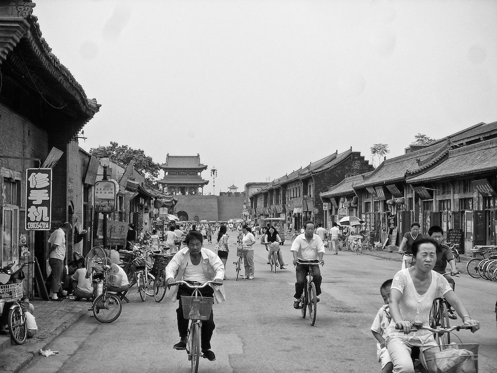 Riccardo Wolfgang, Pingyao, China (Ancient city photograph), 2005