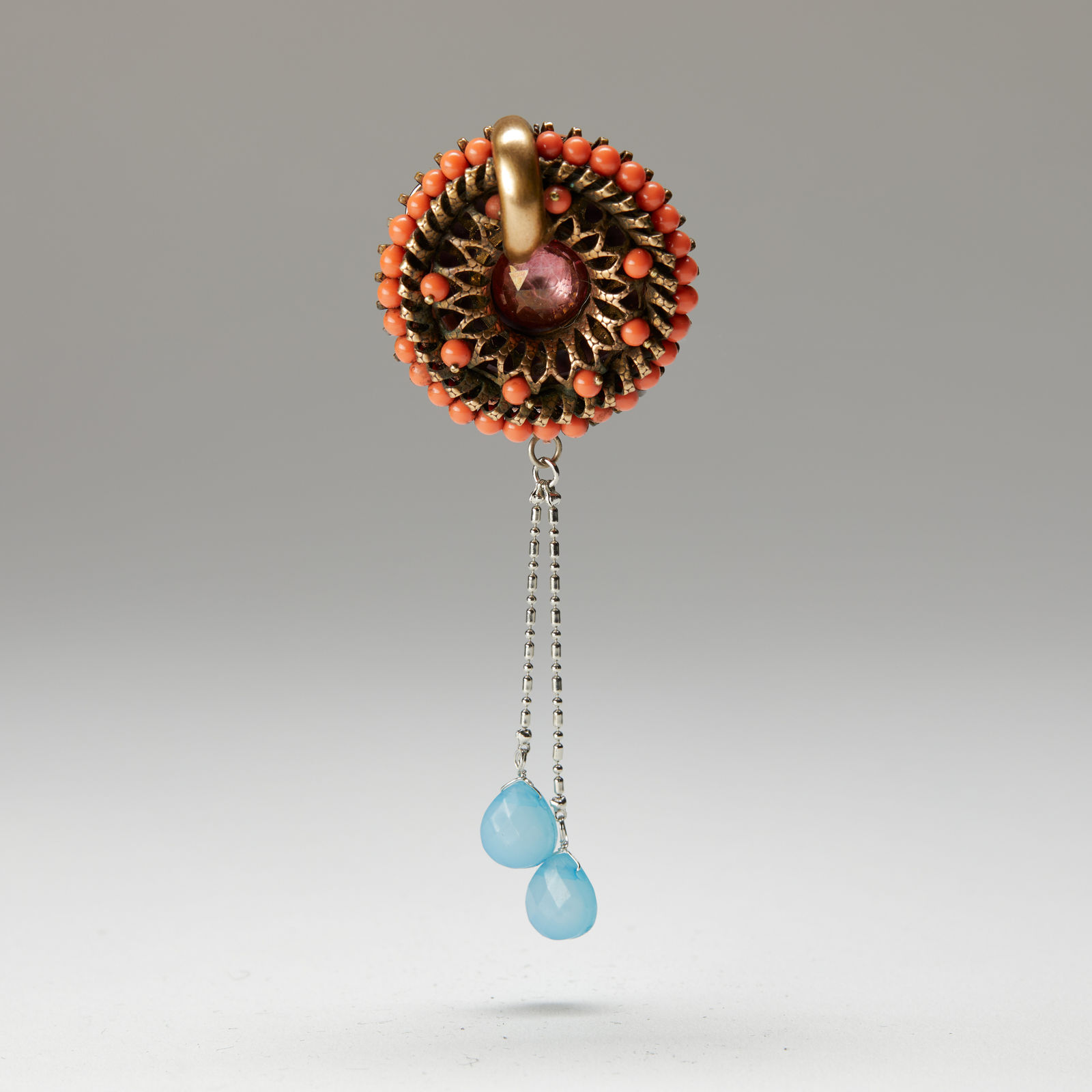 Robert Ebendorf, Round Coral Brooch, 2019