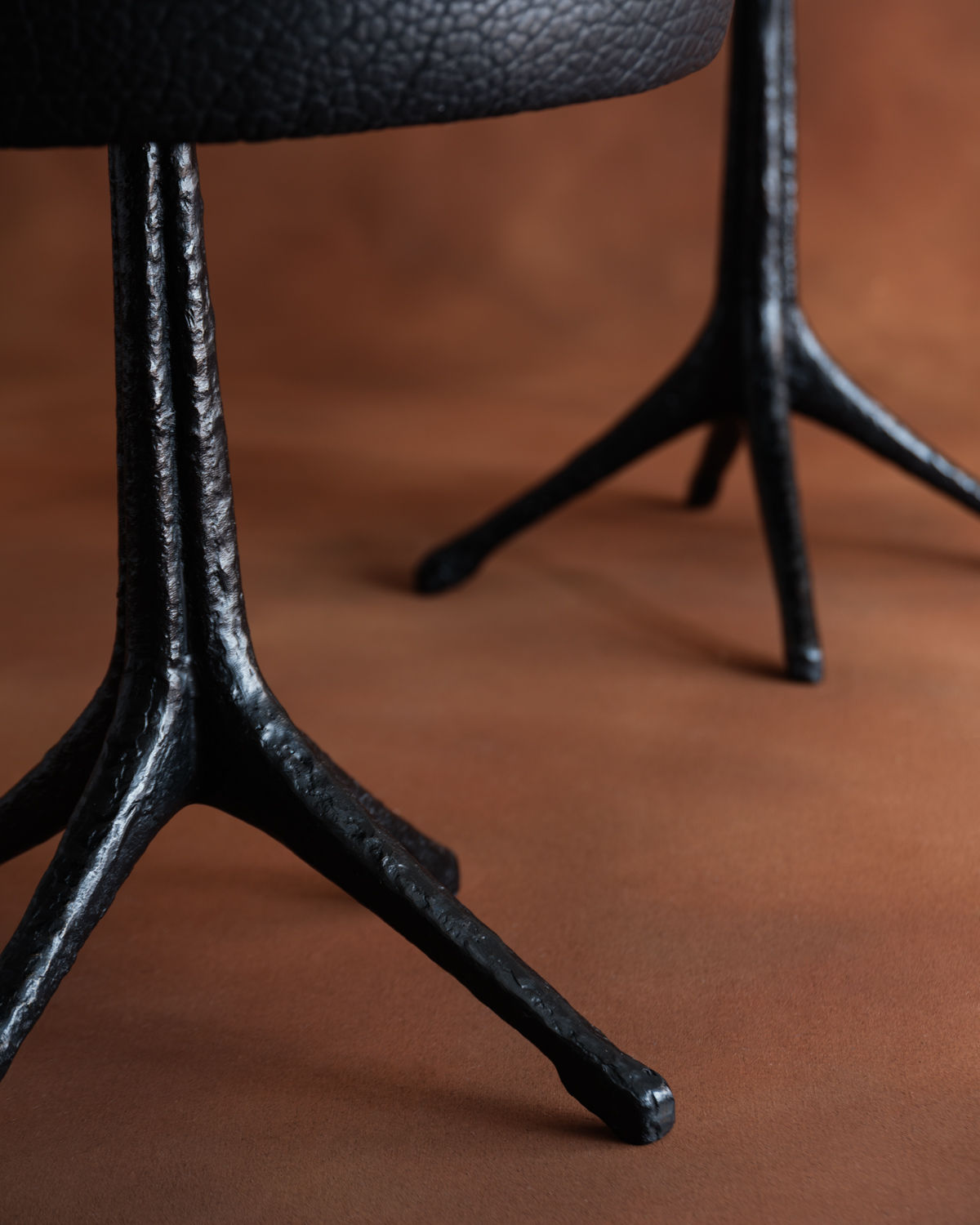 Robin Stool - Black