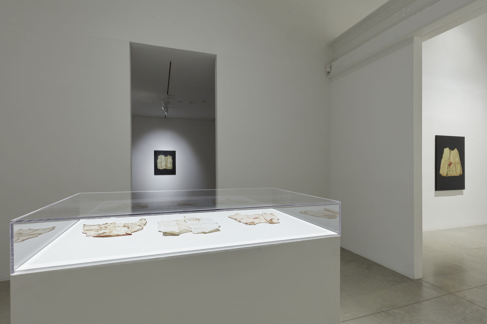 Marina Cruz: Belonging and Belongingness. November 30, 2023 - January 20, 2034. albertz benda, NY. Photo: Thomas Müller.