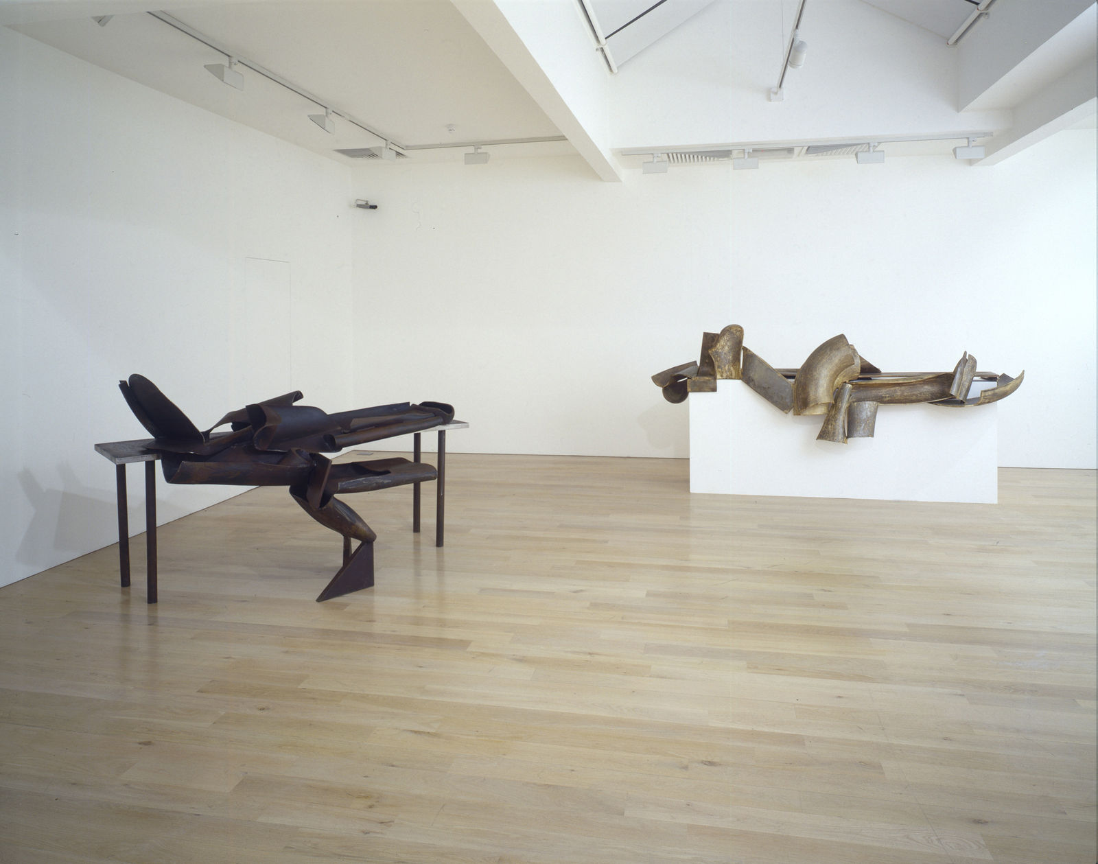 installation view of Anthony Caro's 1991 exhibition 'Cascades' at Annely Juda Fine Art, London